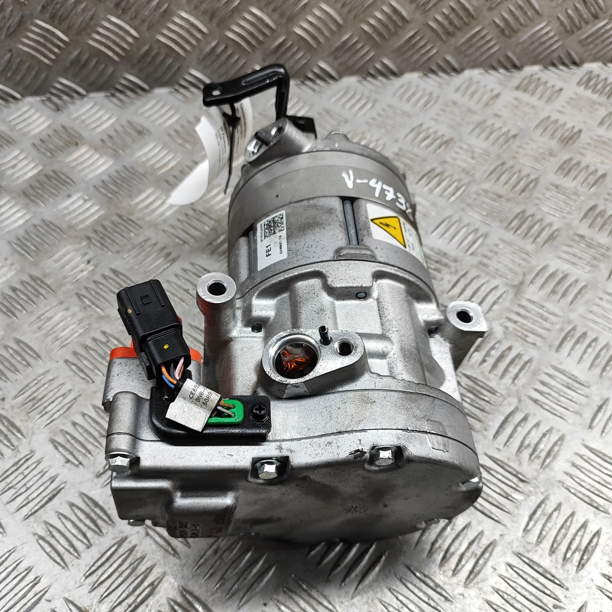 Hyundai Tucson Air Condition A/C Pump 977E1-Z000 Air Condition A/C Pump HYUNDAI TUCSO...