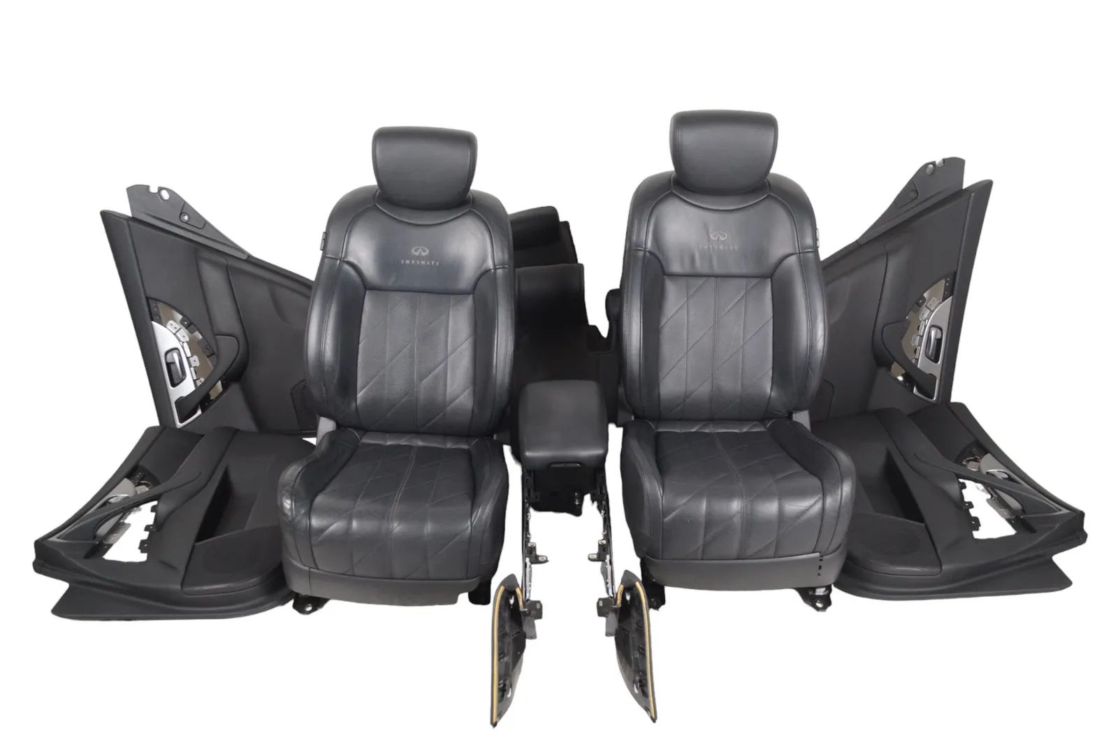 Infiniti FX / QX70 (S51) Seat Set Seat set INFINITI FX (2008-...)

Generation: FX...