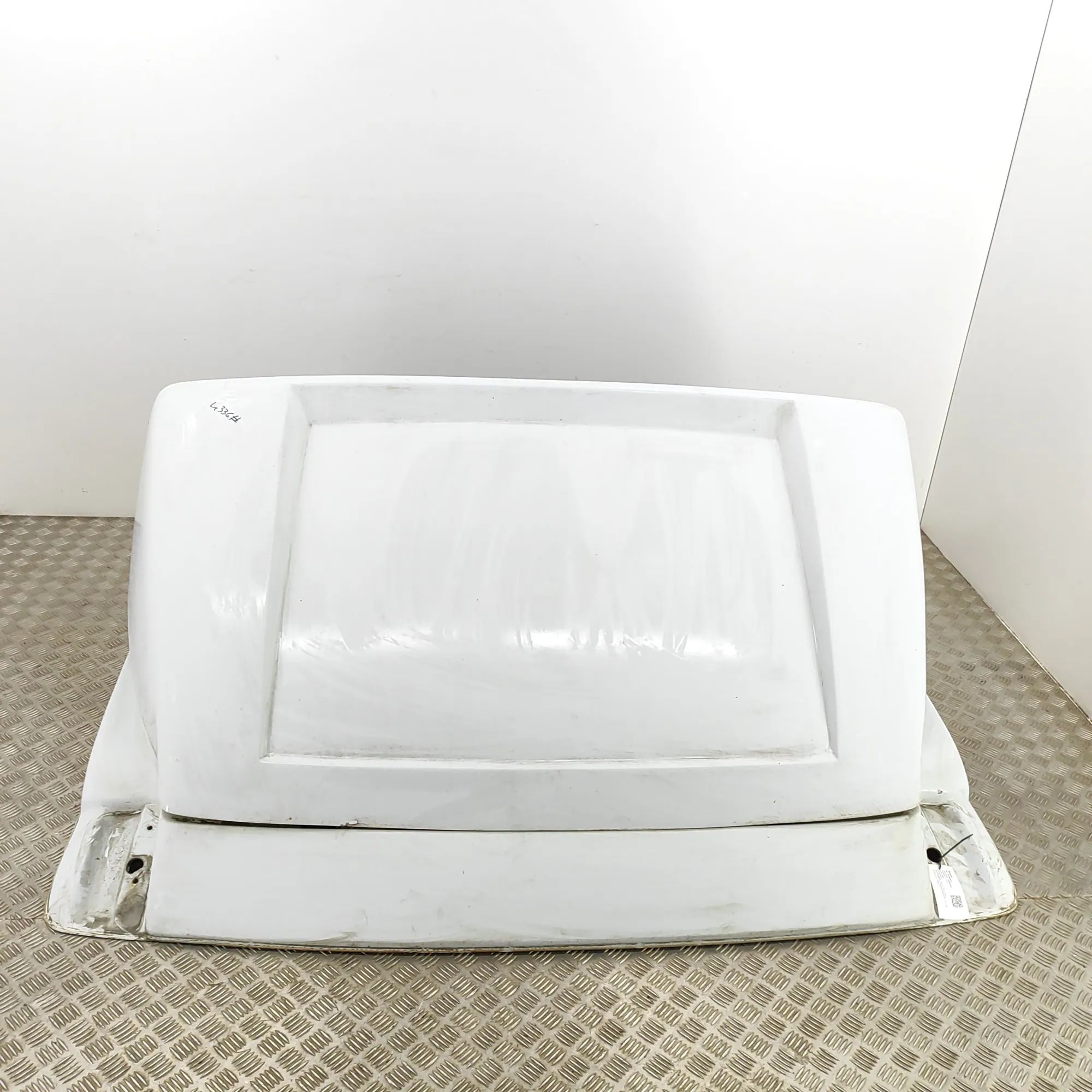 Iveco Daily Other Roof Parts 500050770 Other Roof Parts IVECO DAILY (VI Box)...