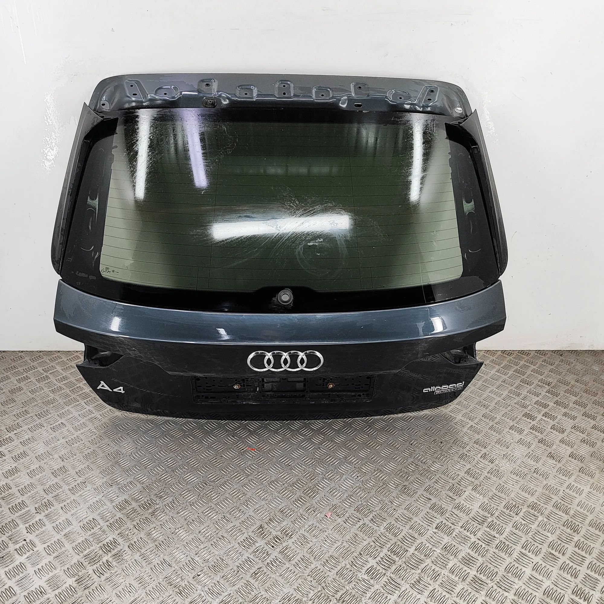 Audi A4 (B9) Tailgate Bootlid 3V0827566, 8W9827025B Tailgate Bootlid AUDI A4 ...