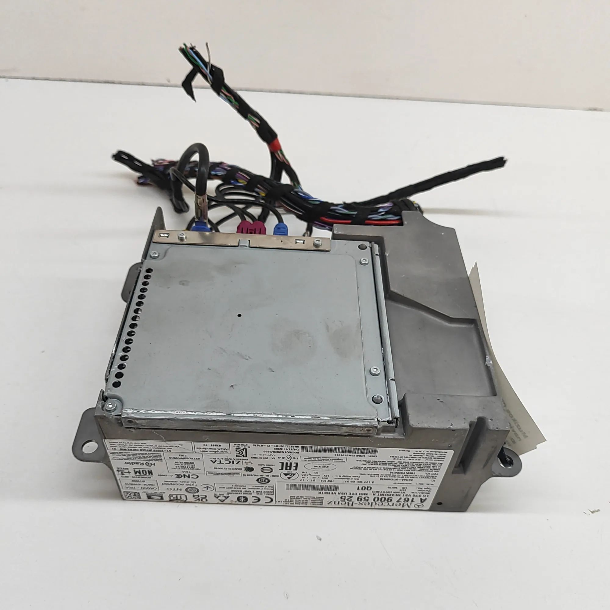 Mercedes-Benz GLE (W167) Music Navi CD Radio Player Head Unit A1779010907, A1679005925 Music Navi CD Radio Pl...