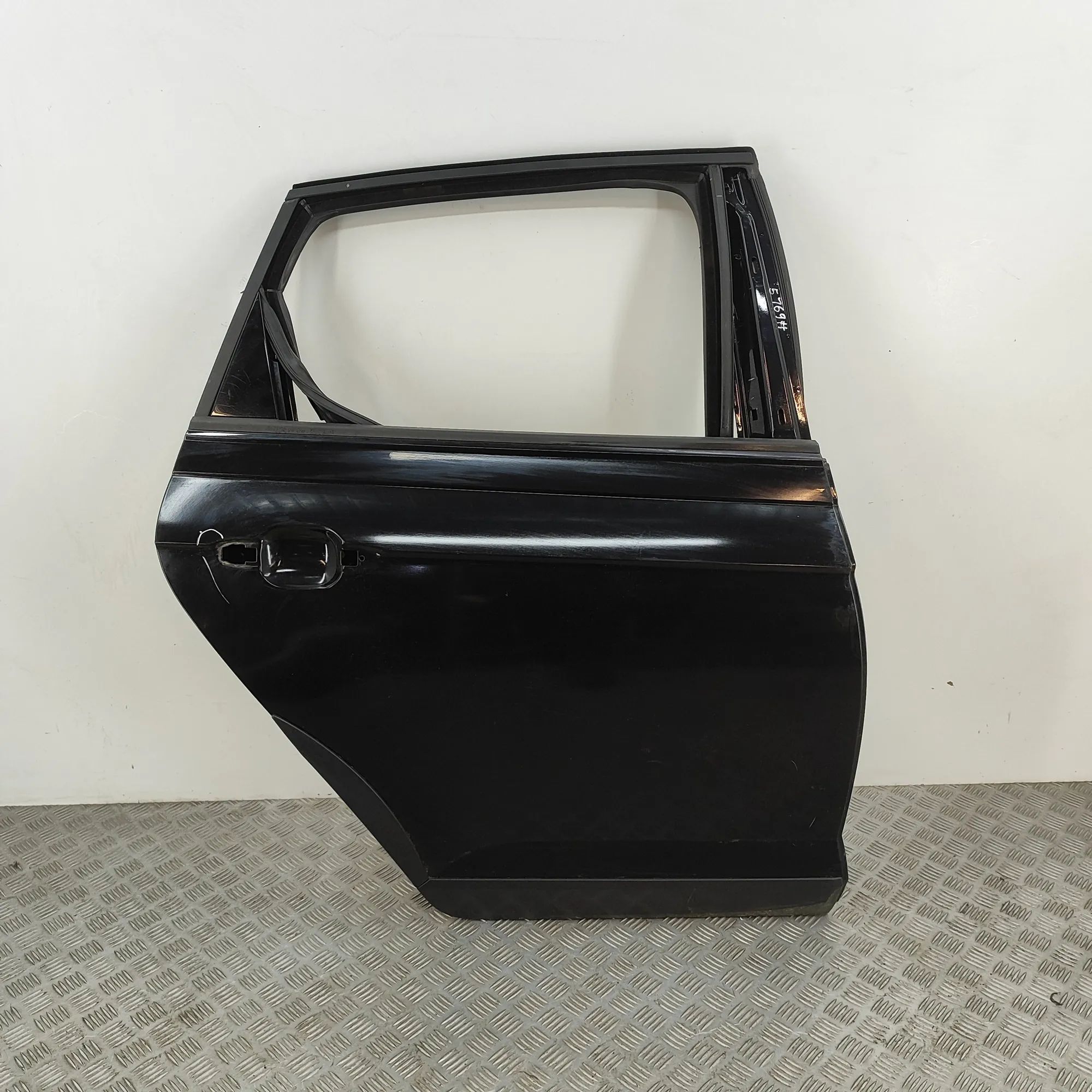 Volkswagen Taigo Rear Right Door 2G4833312E Rear Right Door VW TAIGO (CS1) (2021...