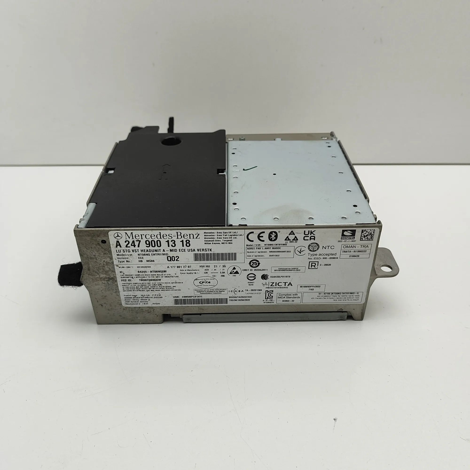 Mercedes-Benz CLA (C118) Music Navi CD Radio Player Head Unit A1779012707, A2479001318 Music Navi CD Radio Pl...