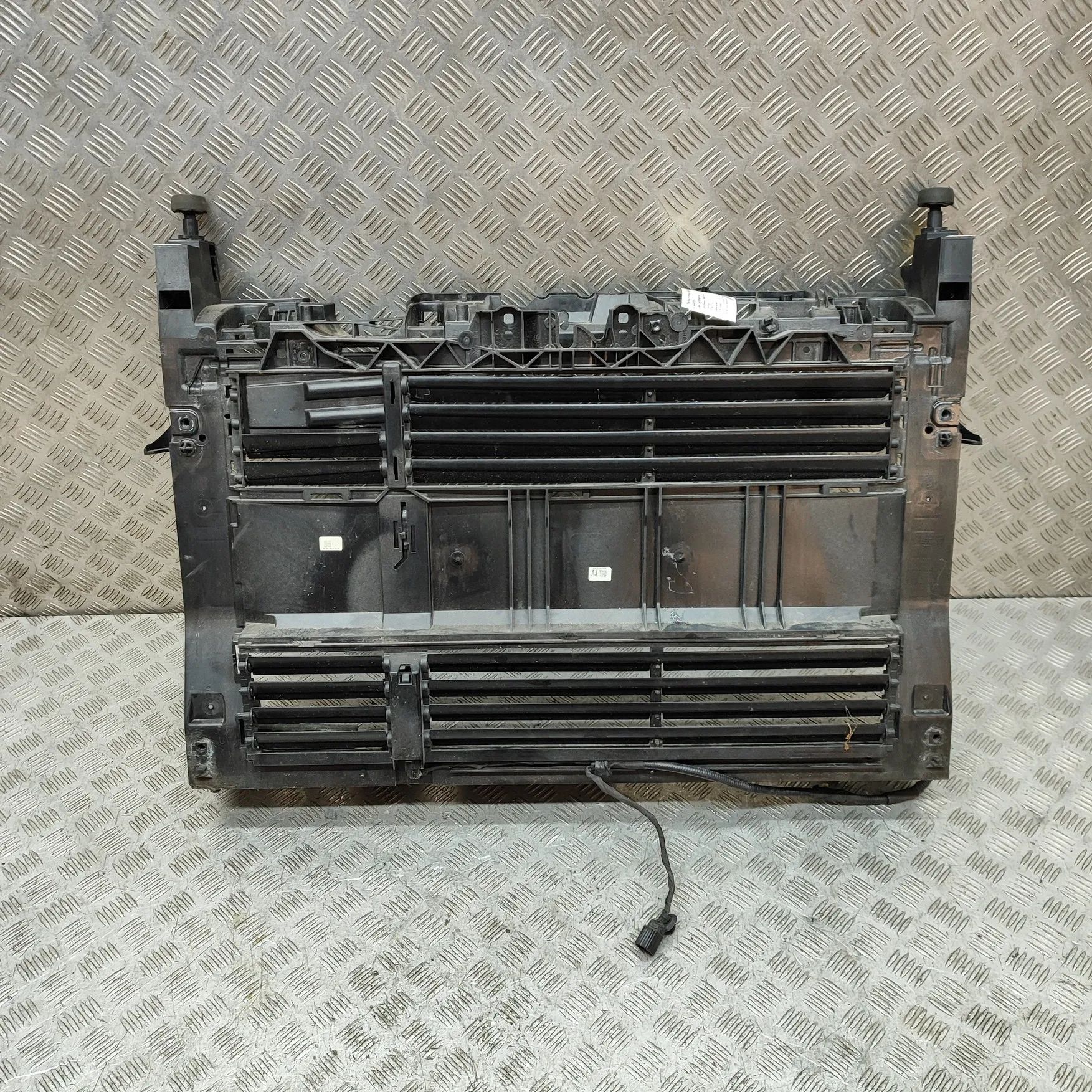 Ford Puma Radiator Air Intake Channel L1TB-S16E146-AJ Radiator Air Intake Channel FOR...