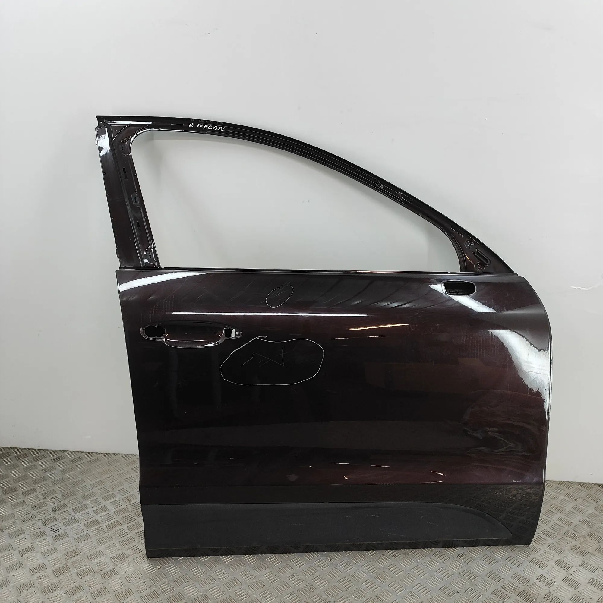 Porsche Macan Front Right Door