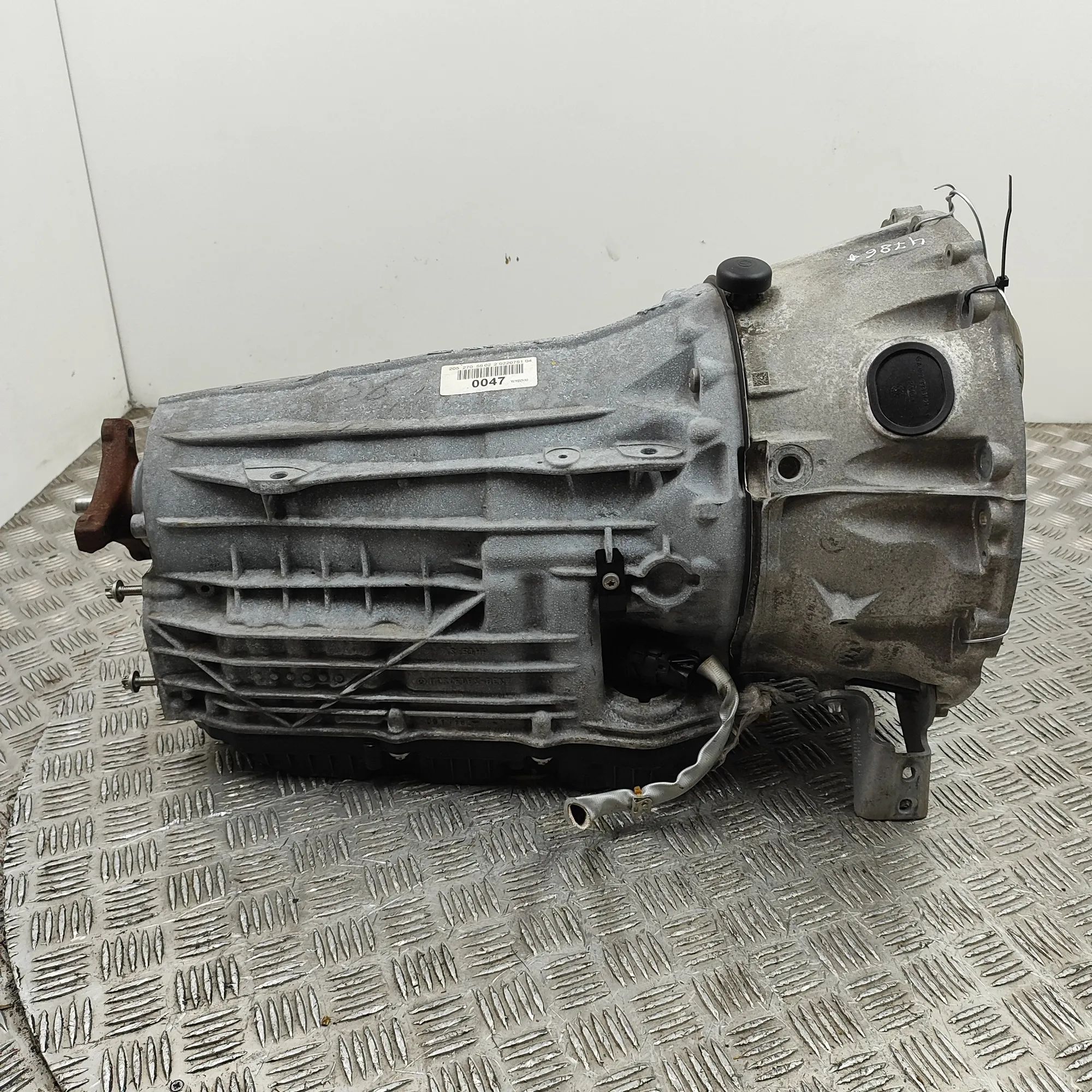 Mercedes-Benz A (W176) Gearbox A2052705802, R7252714001, 725.018 Gearbox MERCE...