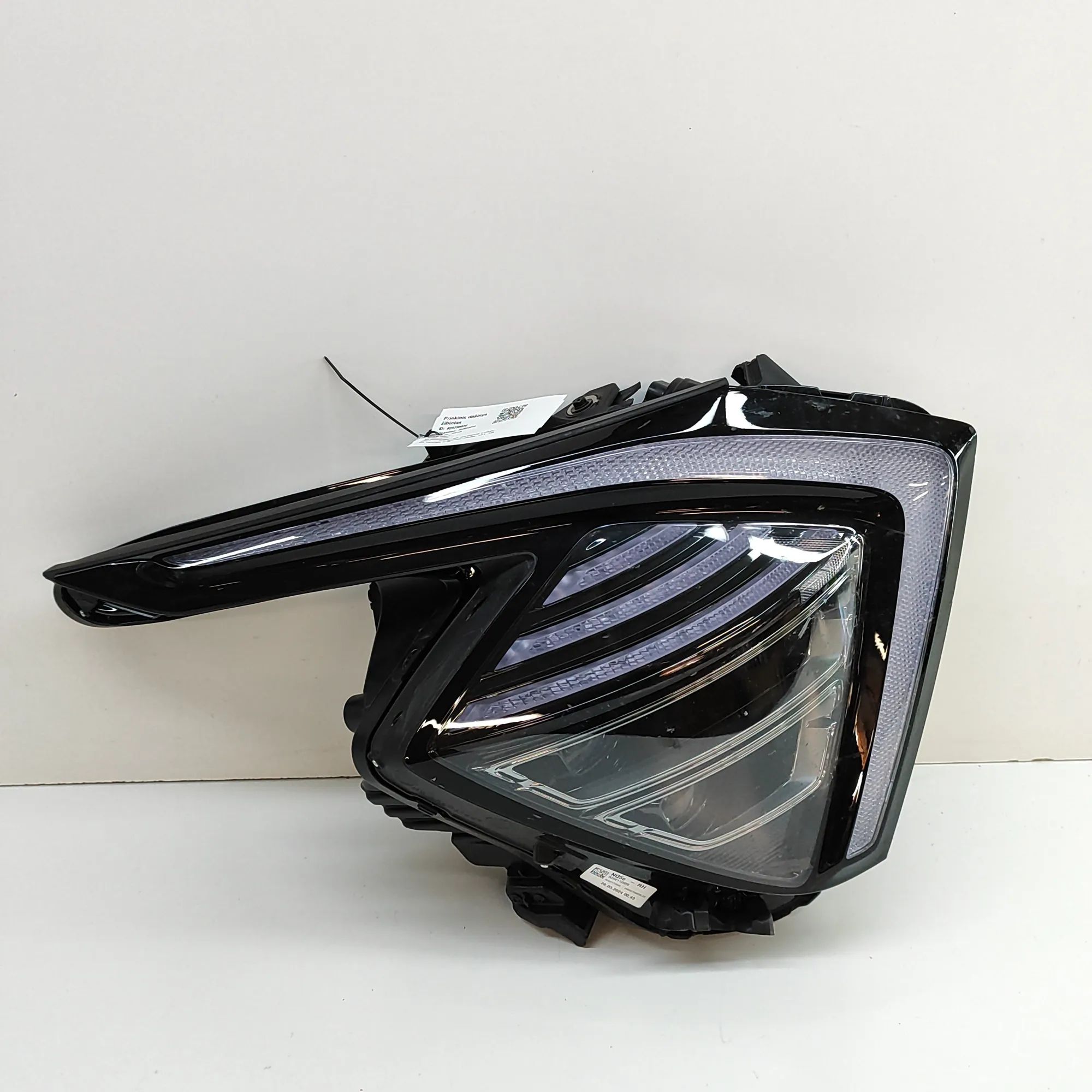 Kia Sportage Front Right Headlight 92102-R2110 Front Right Headlight KIA SPORTAGE ...