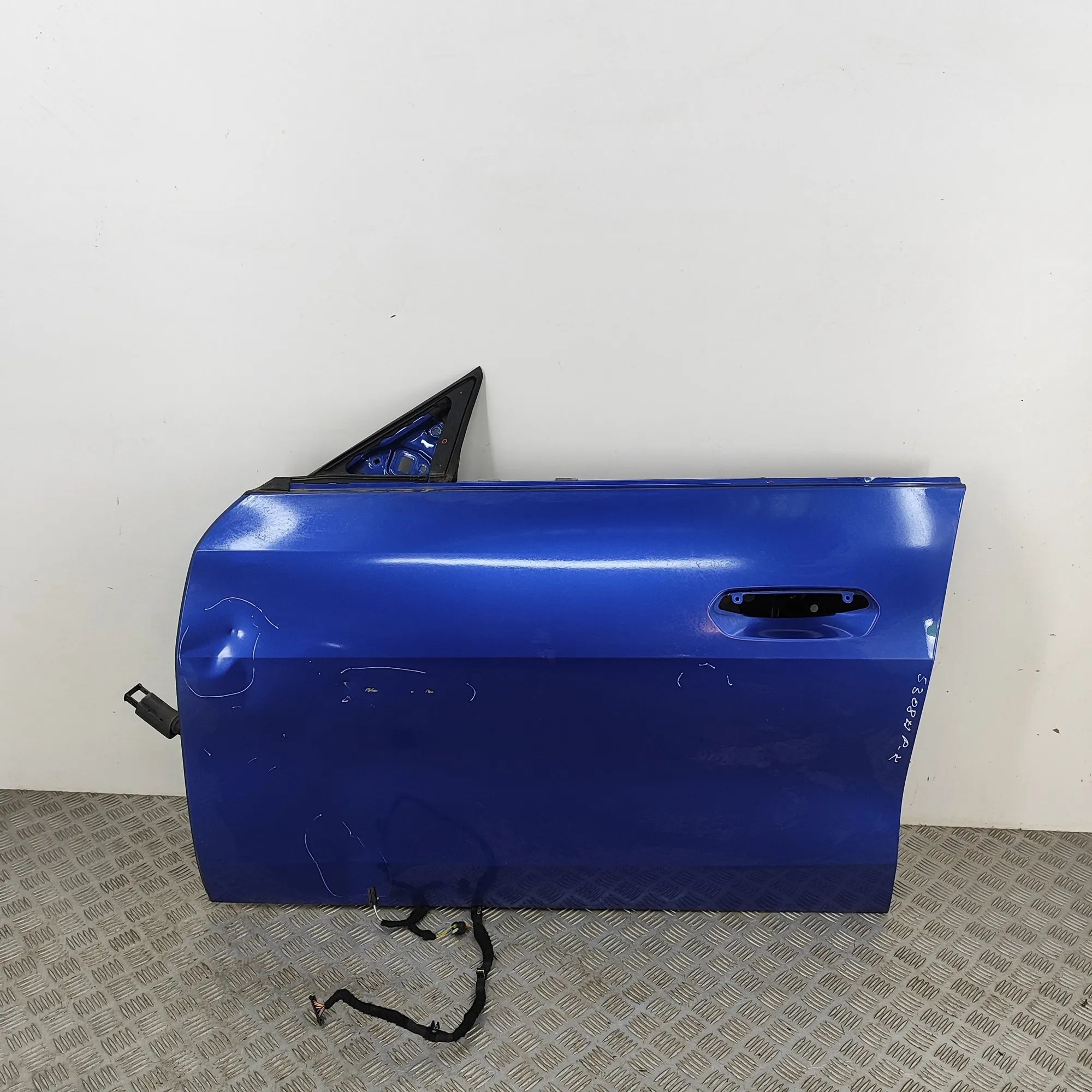 BMW i4 (G26) Front Left Door 9625095 Front Left Door BMW I4 (G26) (2022-...)...