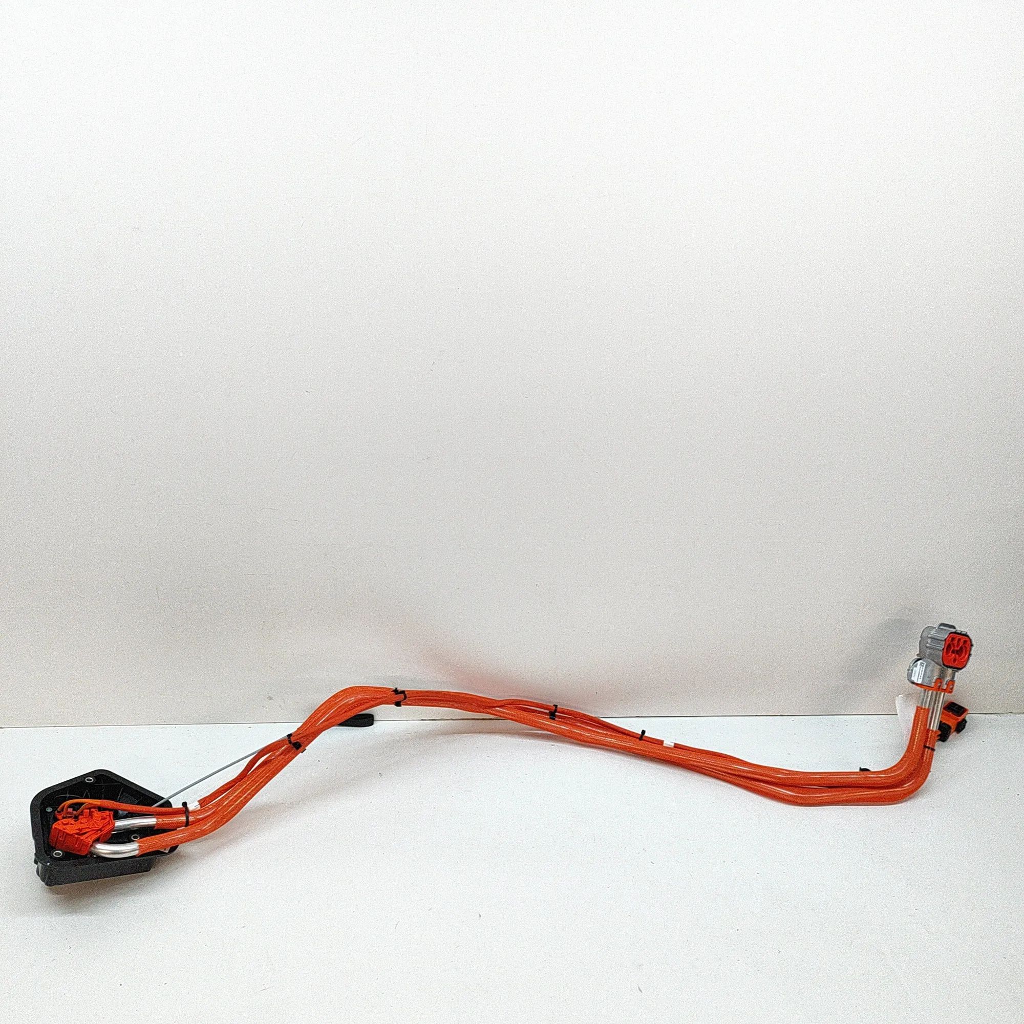 Tesla Model Y Battery Charging Cable 1501773-60-B, 1507801-00-D, 1490374-20-D, 15017...