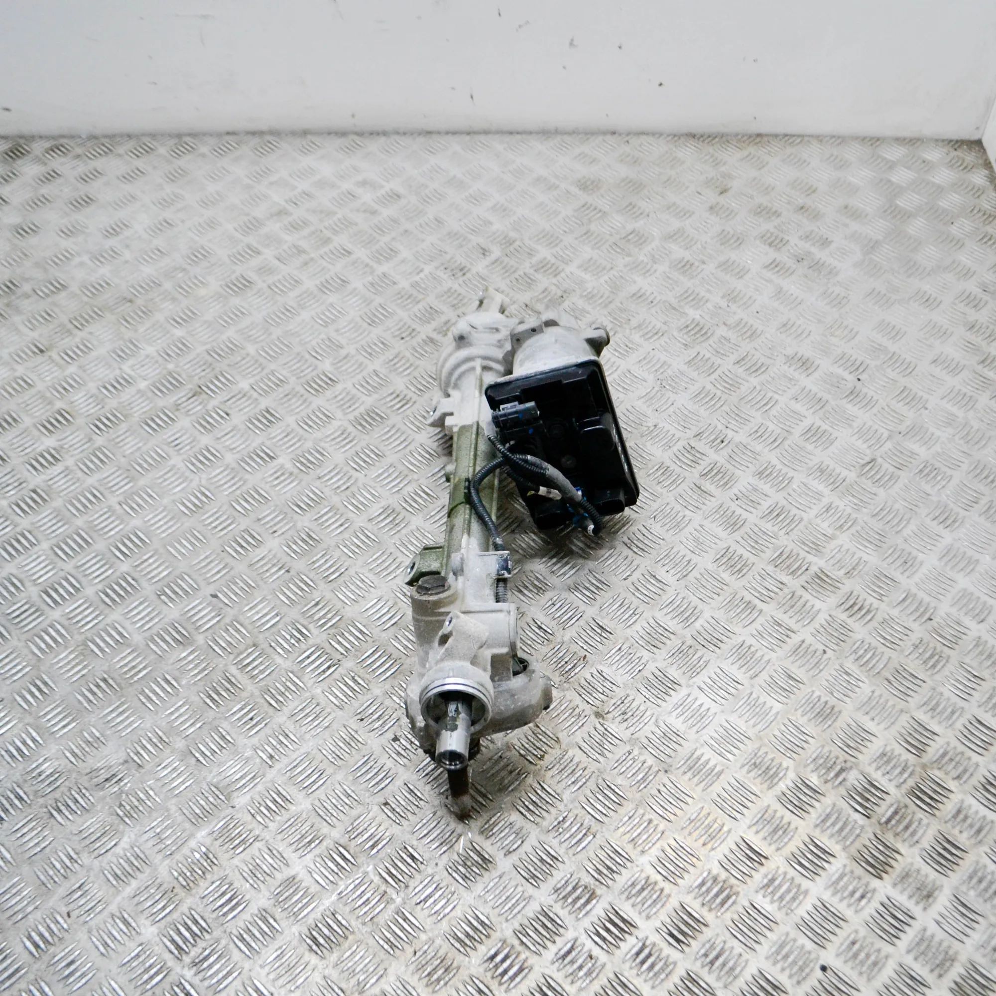 Tesla Model 3 roolilatt / roolikarp 1044831-99-D Steering Rack TESLA MODEL 3 (2018-...