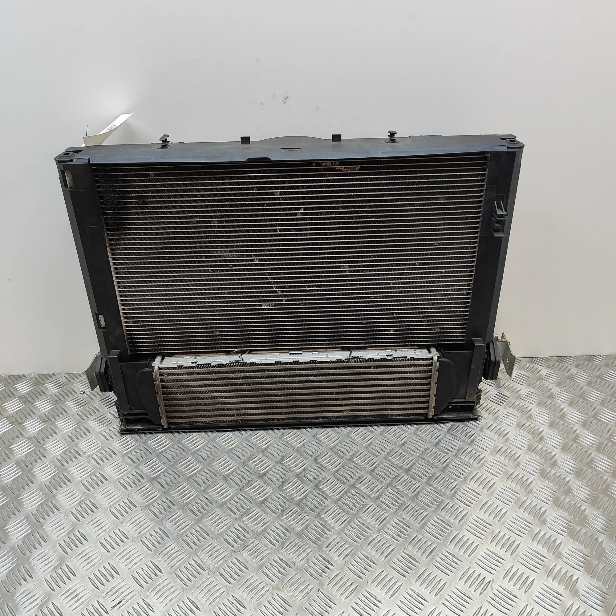 BMW 4 (F32 / F33 / F36) Radiator Pack Set 7600532, 6804722, 8641946, 8507407, 8672102 Rad...