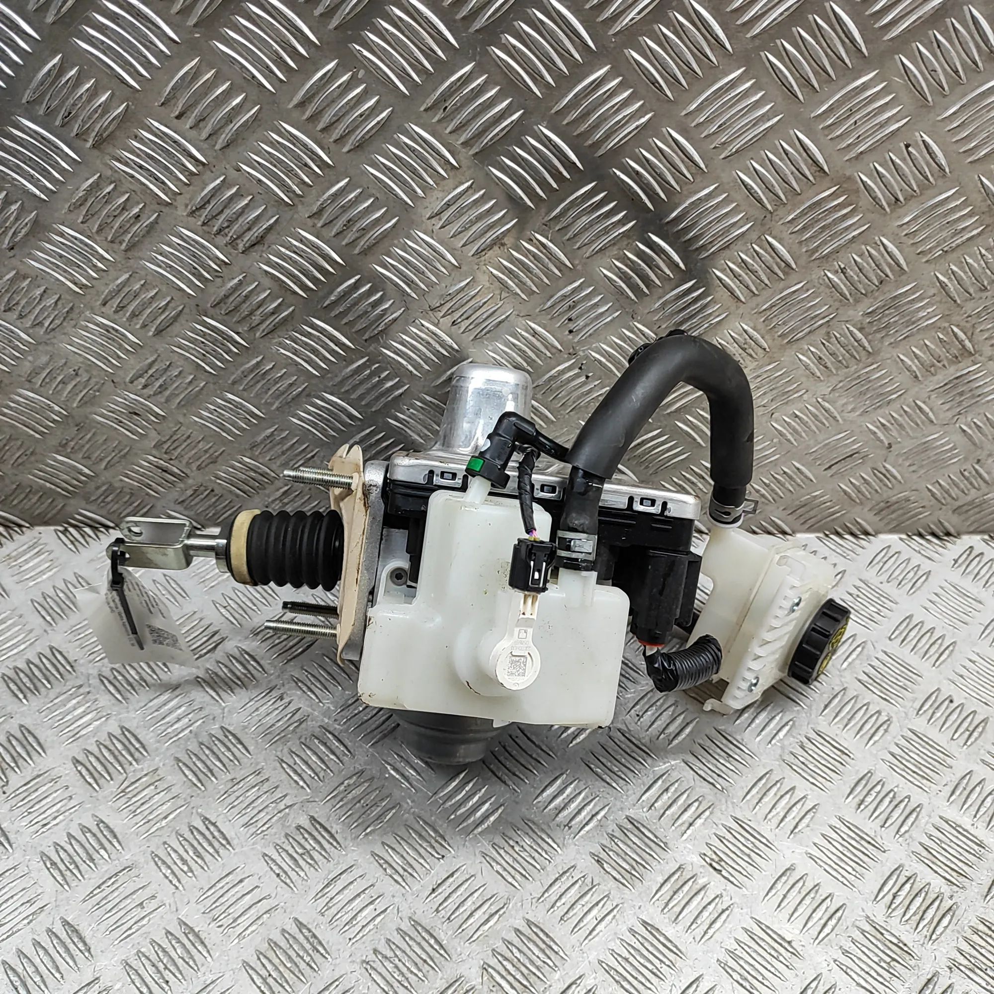 Mazda 3 (BP) Brake Servo Booster BDNP-43-551, DPTM-43-9A0 Brake Servo Booster MA...