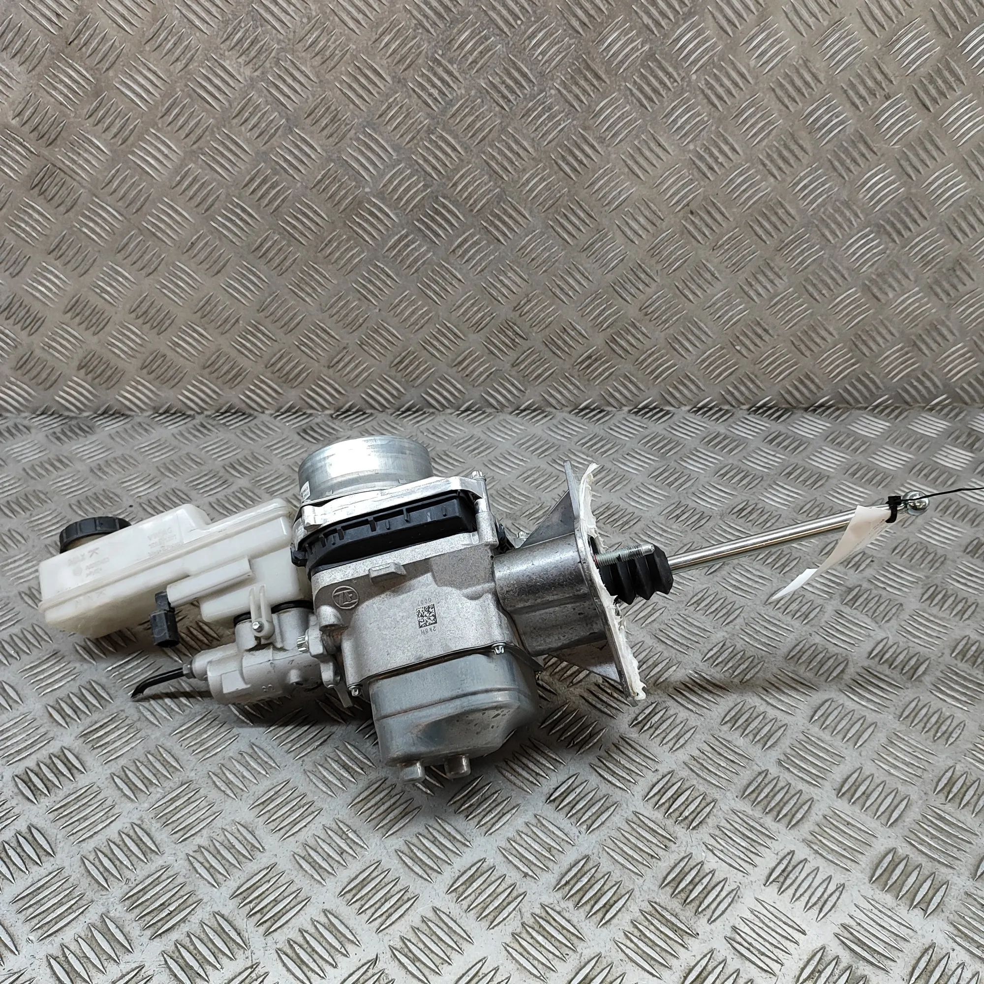 Skoda Enyaq Brake Servo Booster 1EB611301, 1EB614105T Brake Servo Booster SKODA...