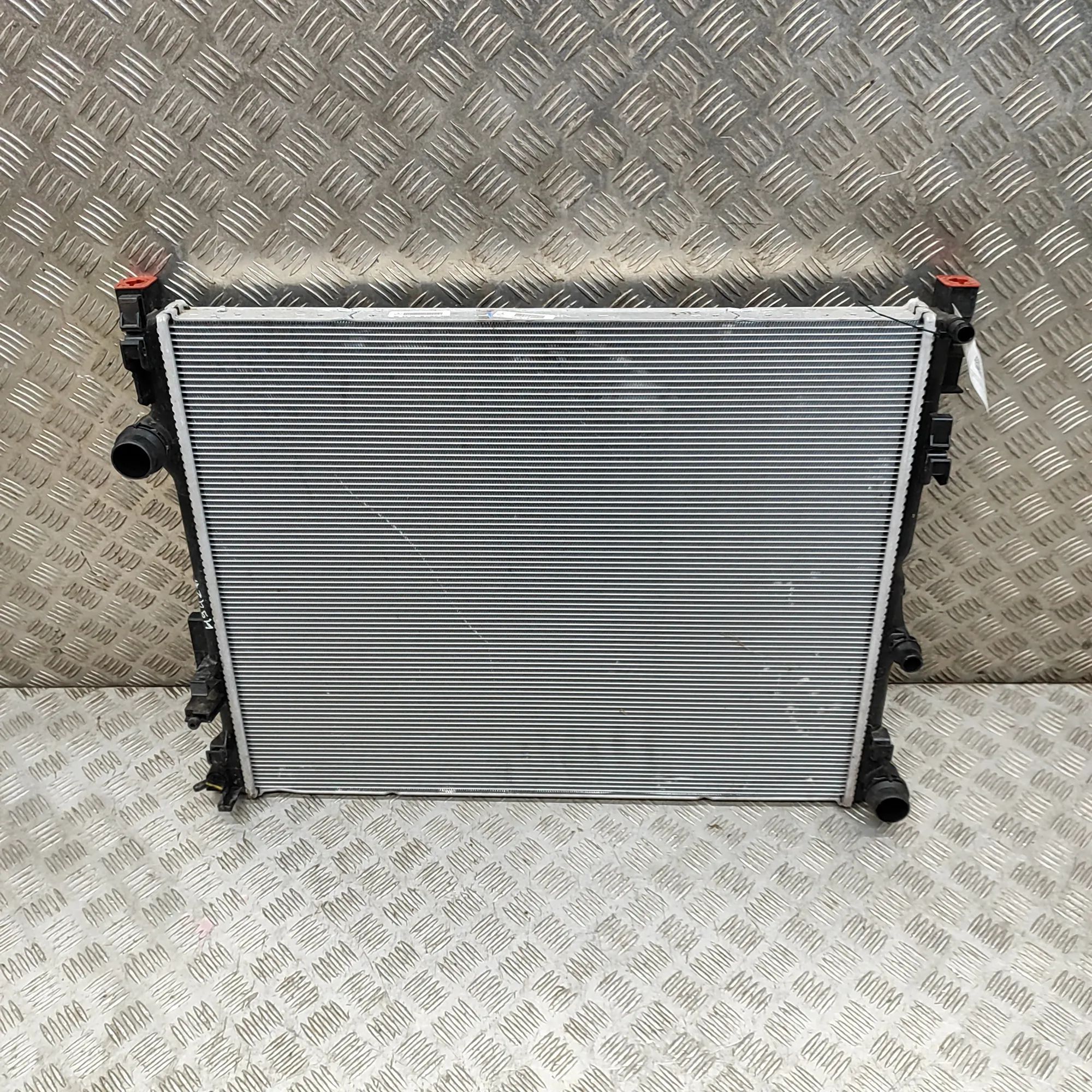Mercedes-Benz GLE (W167) Cooling Radiator A1675007900, A1675007700 Cooling Radiator MERCE...