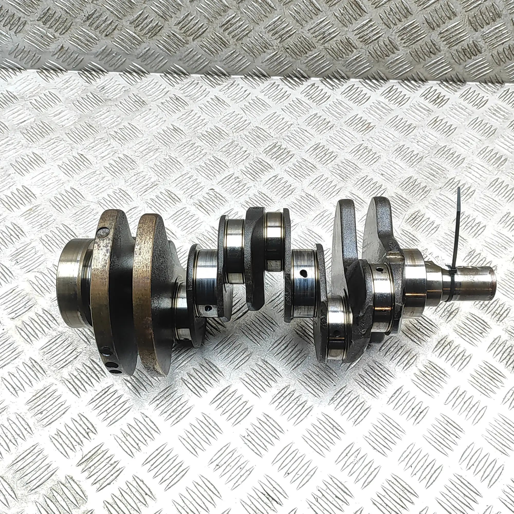 Land Rover Discovery crankshaft LR010297 Crankshaft LAND ROVER DISCOVERY (III L...