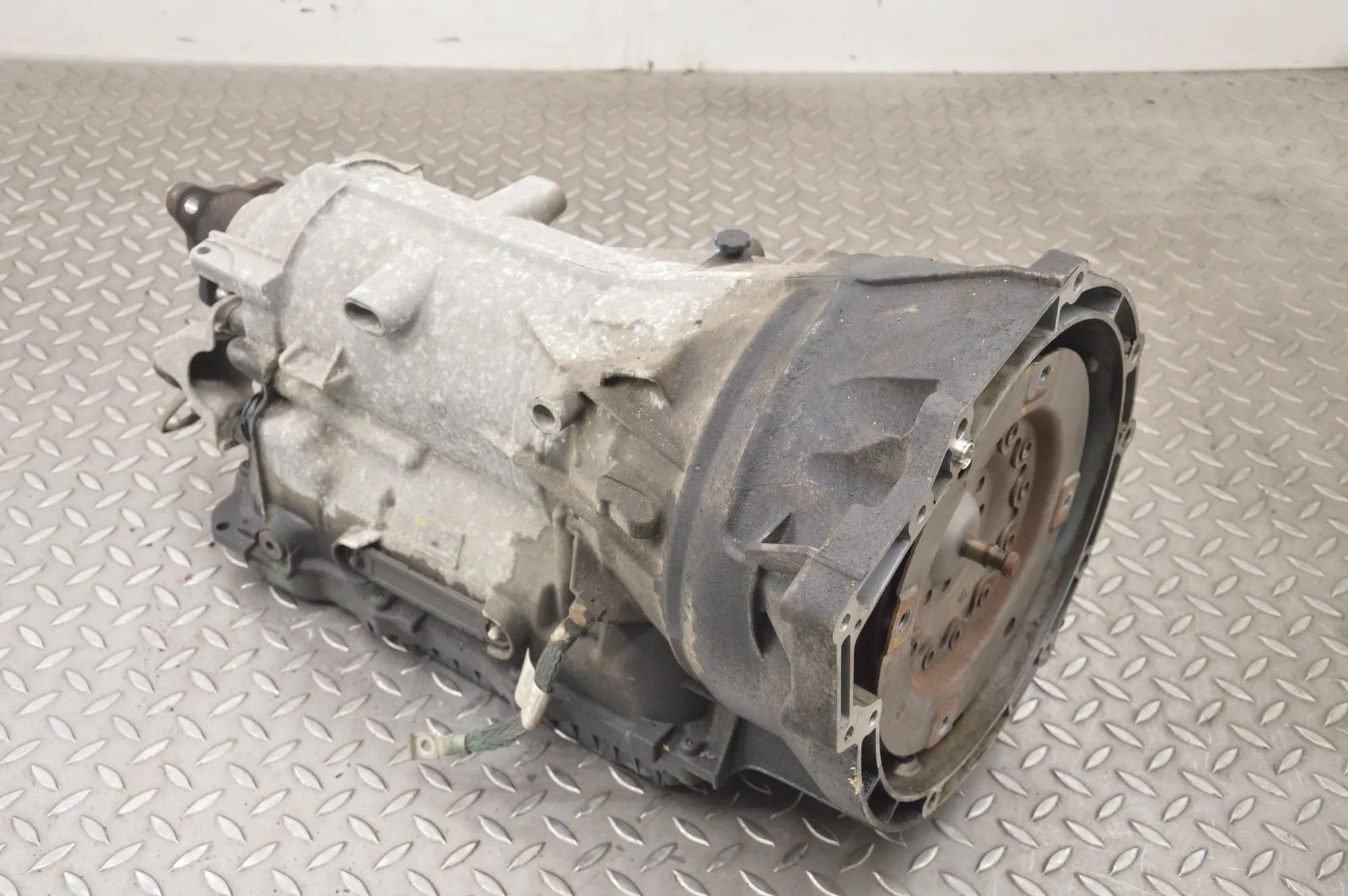 BMW 1 (E81 / E82 / E87 / E88) Gearbox 0902050, 014120, 8HP-45, 8614210 Gearbox BMW 1 ...