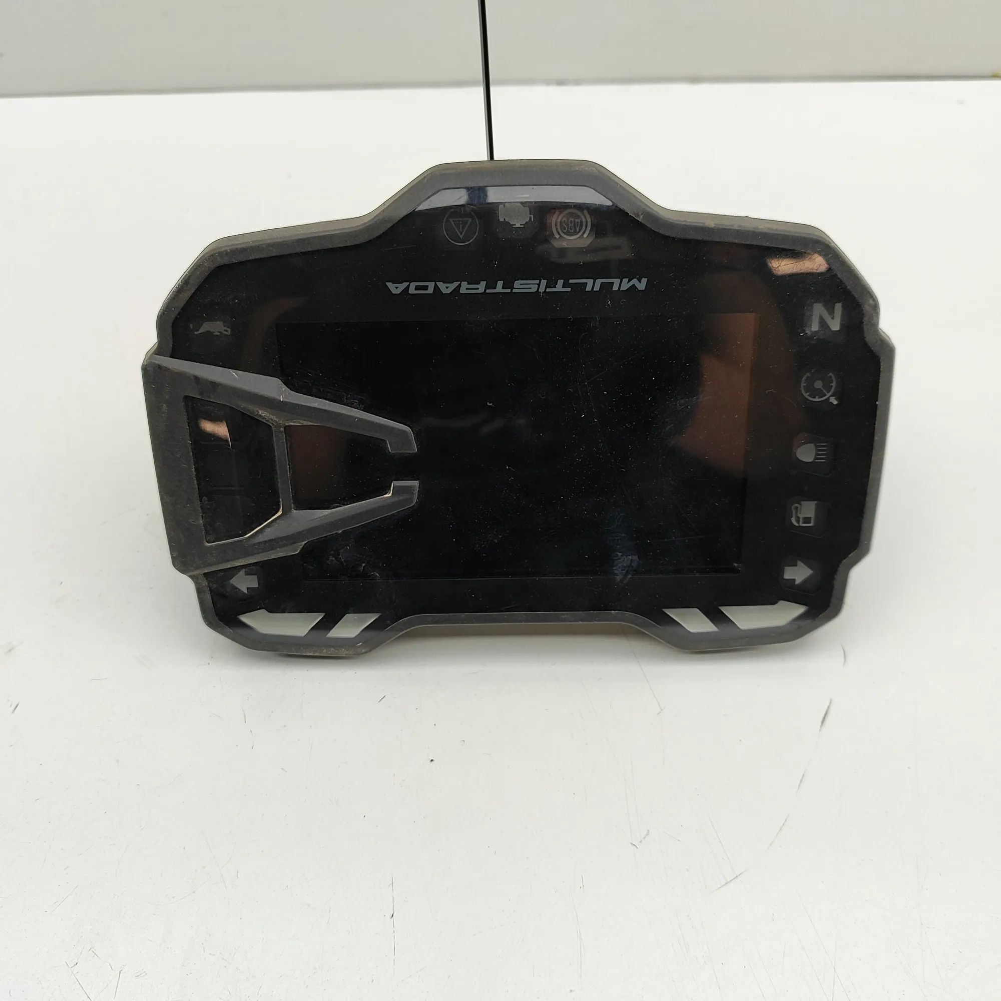 Speedo clocks instrument cluster dash Brand/Model: DUCATI MULTISTRADA
Year: 2019
Engi...