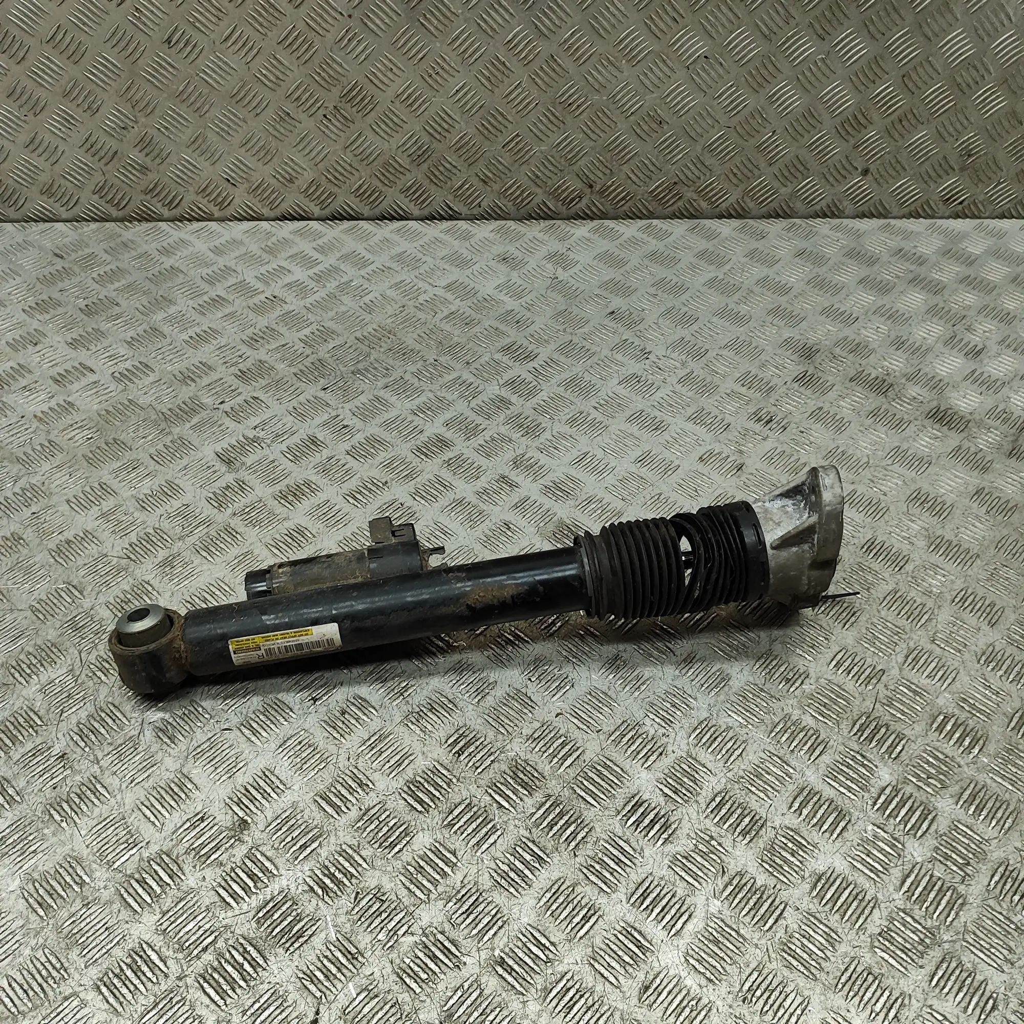 Mercedes-Benz GLE (W167) Rear Right Shock Absorber A1673202201 Rear Right Shock Absorber MERCEDES-...