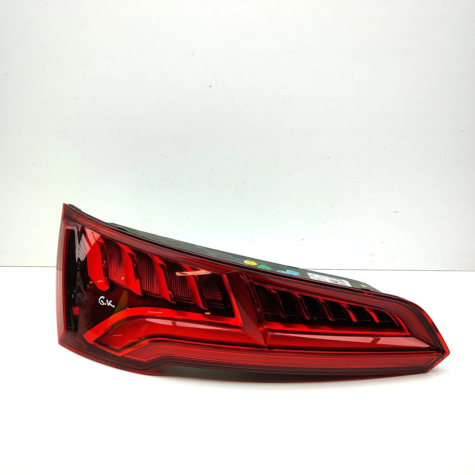 Audi Q5 (FY) Left Side Tailgate Tail Light 80A945093B Left Side Tailgate Tail Light AUDI Q...