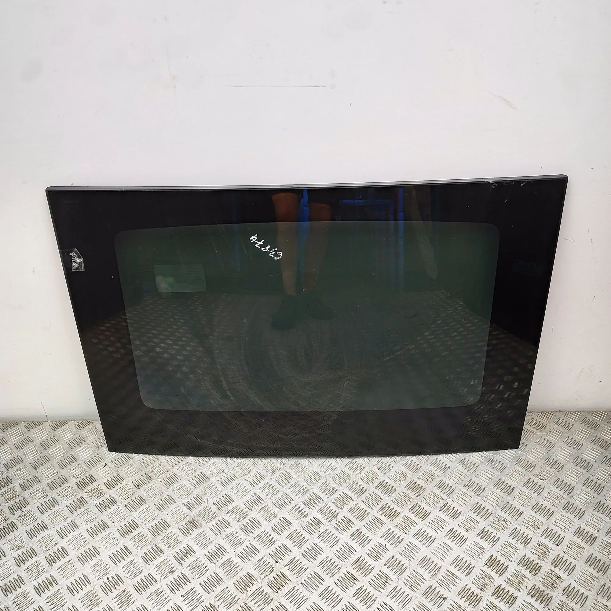 Lexus RX Люк на крыше 63201-48231 Sunroof LEXUS RX (_L2_) (2015-...)
...