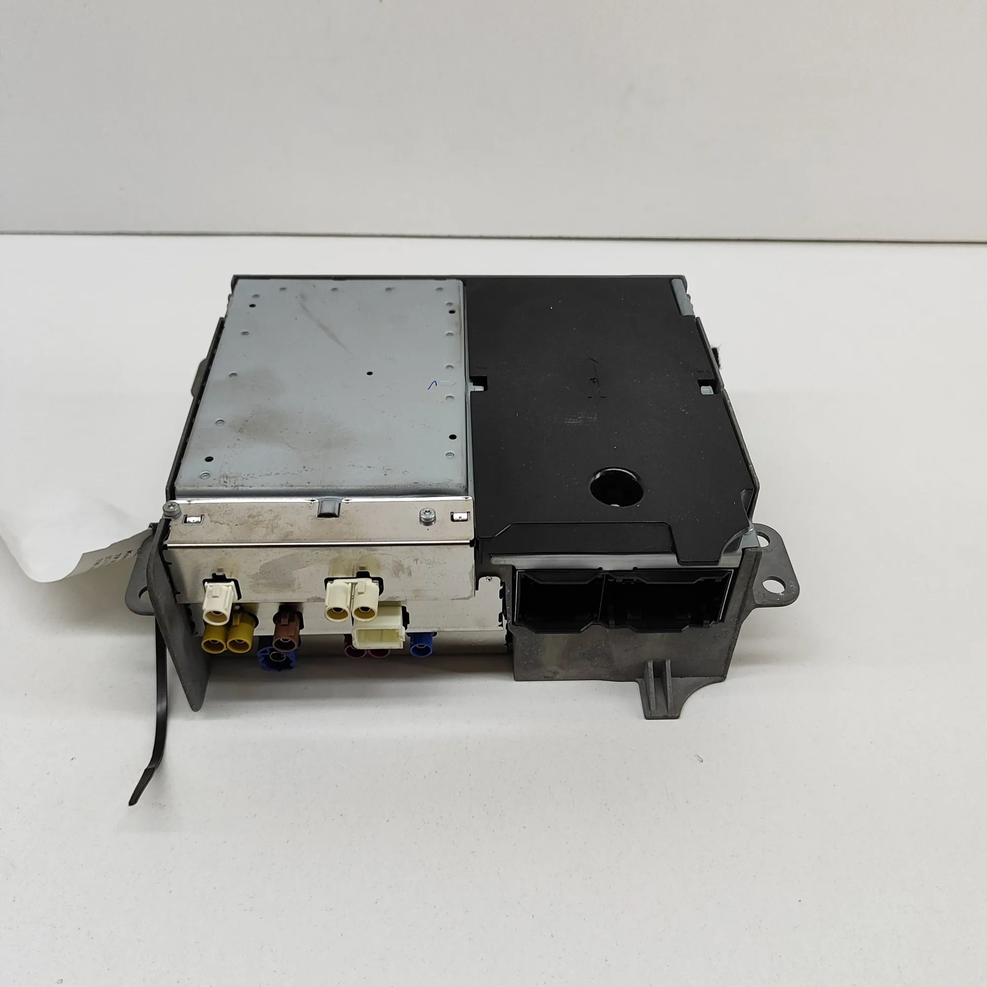 Mercedes-Benz CLA (C118) Music Navi CD Radio Player Head Unit A1779012707, A2479003418 Music Navi CD Radio Pl...