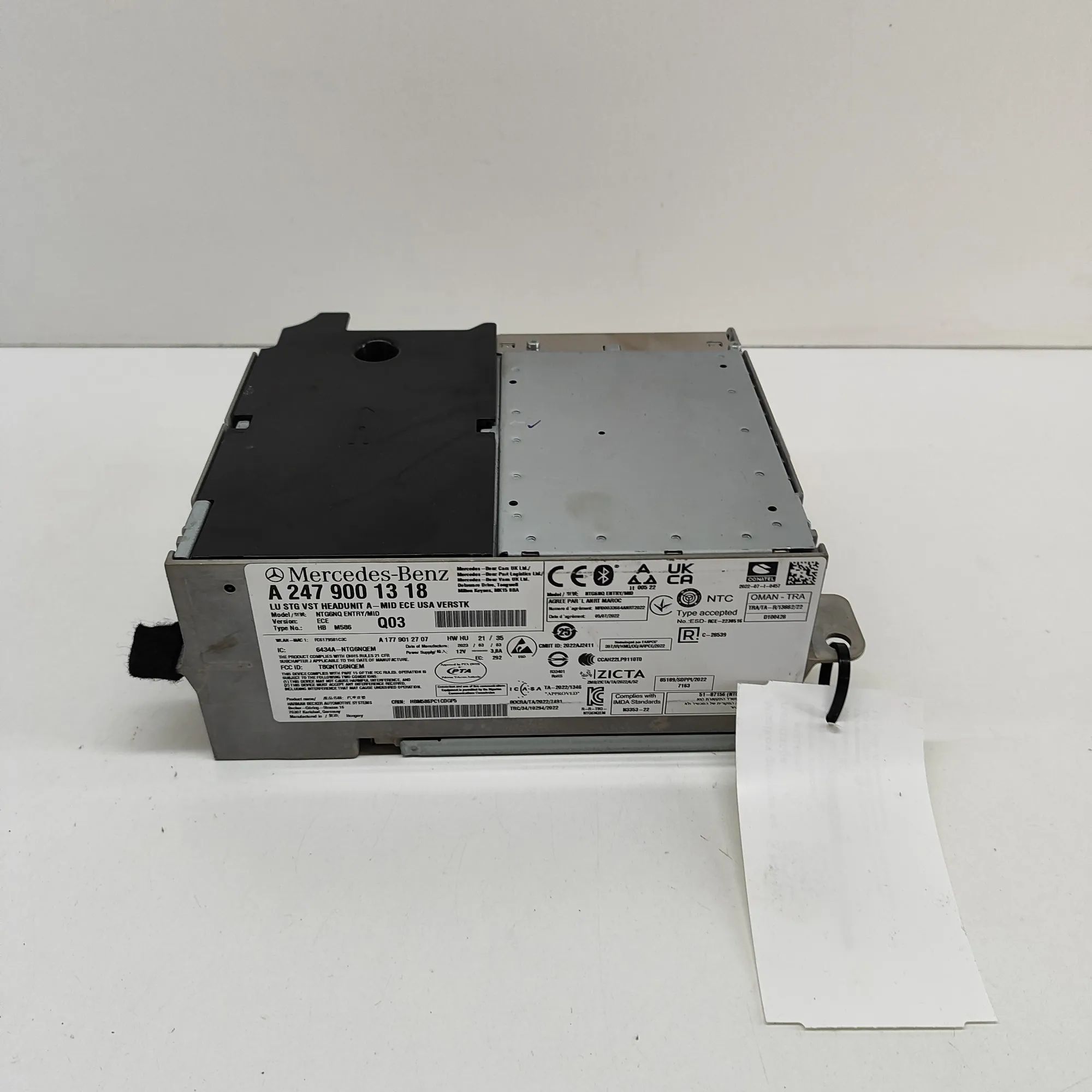 Mercedes-Benz CLA (C118) Music Navi CD Radio Player Head Unit A1779012707, A2479001318 Music Navi CD Radio Pl...