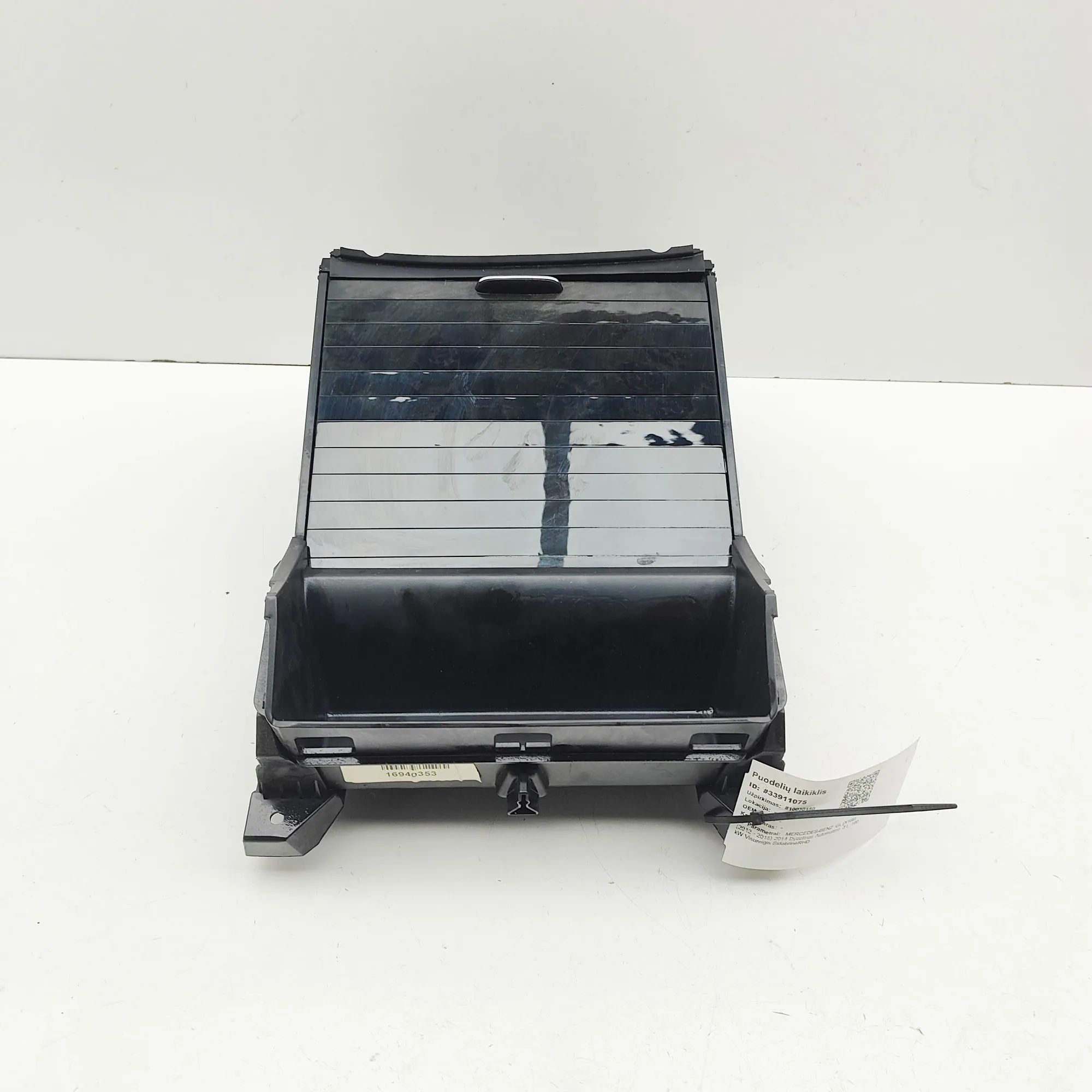 Mercedes-Benz A (W176) Mukipidin A1666805414, A1666806102, EB60251B2-D00A-A99 Cu...