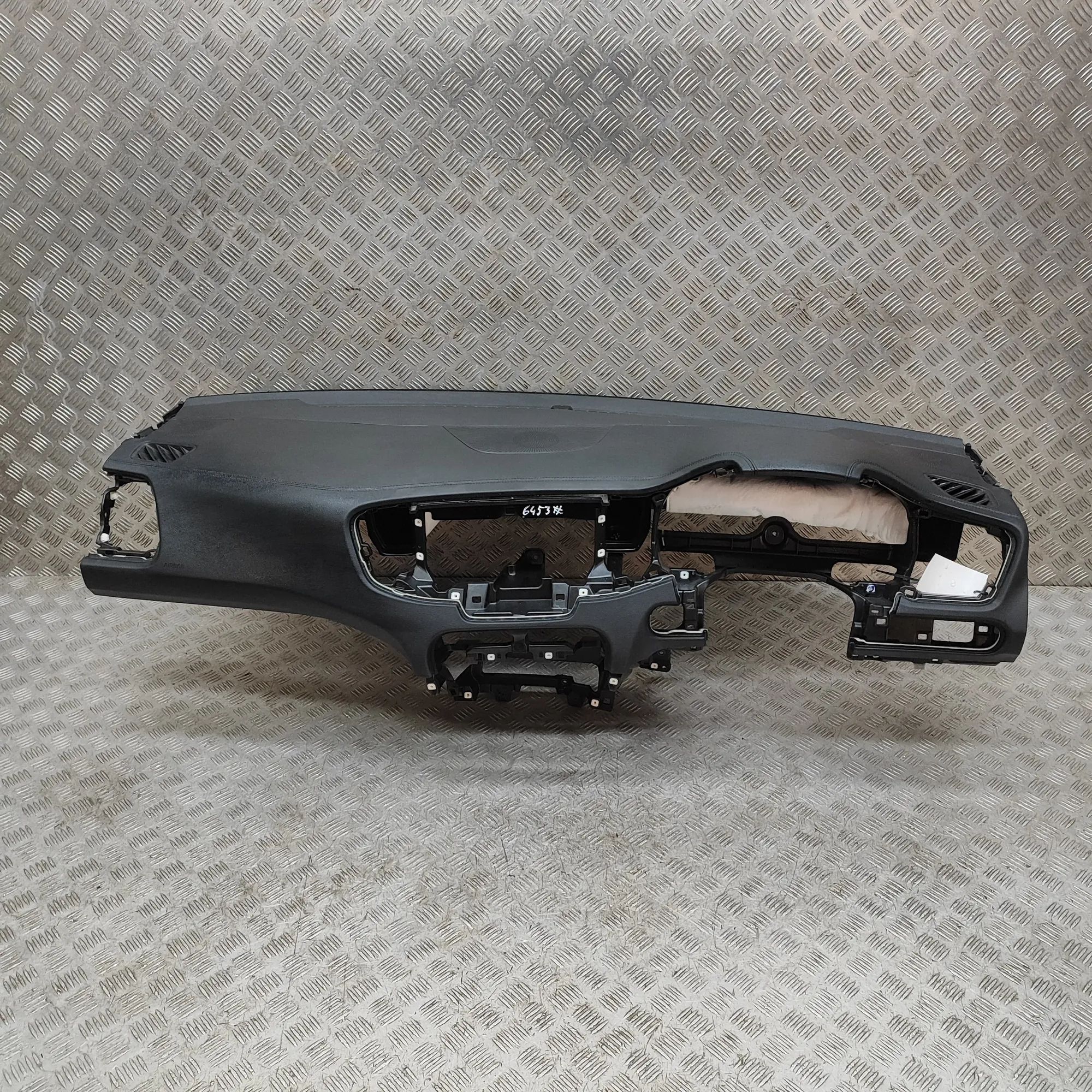 Kia Ceed (CD) Dashboard 84721-J7BA0, 84710-J7BA0, 84731-J7BA0 Dashboard...