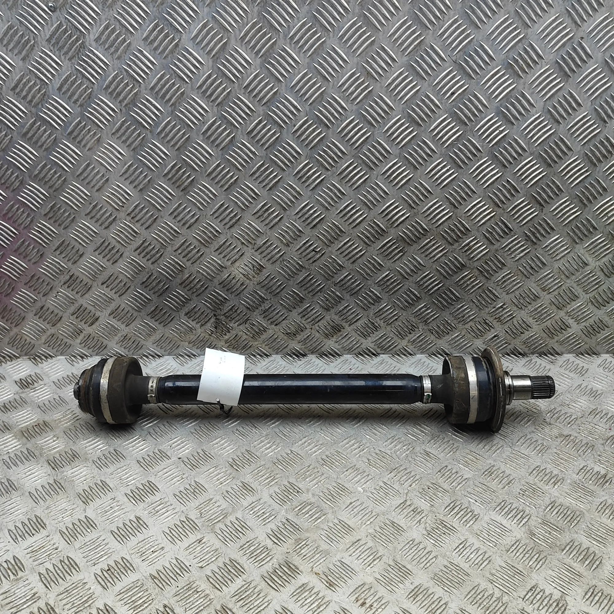 BMW 4 (F32 / F33 / F36) Rear Left Driveshaft 8089855 Rear Left Driveshaft BMW 4 SERIES (Coup...