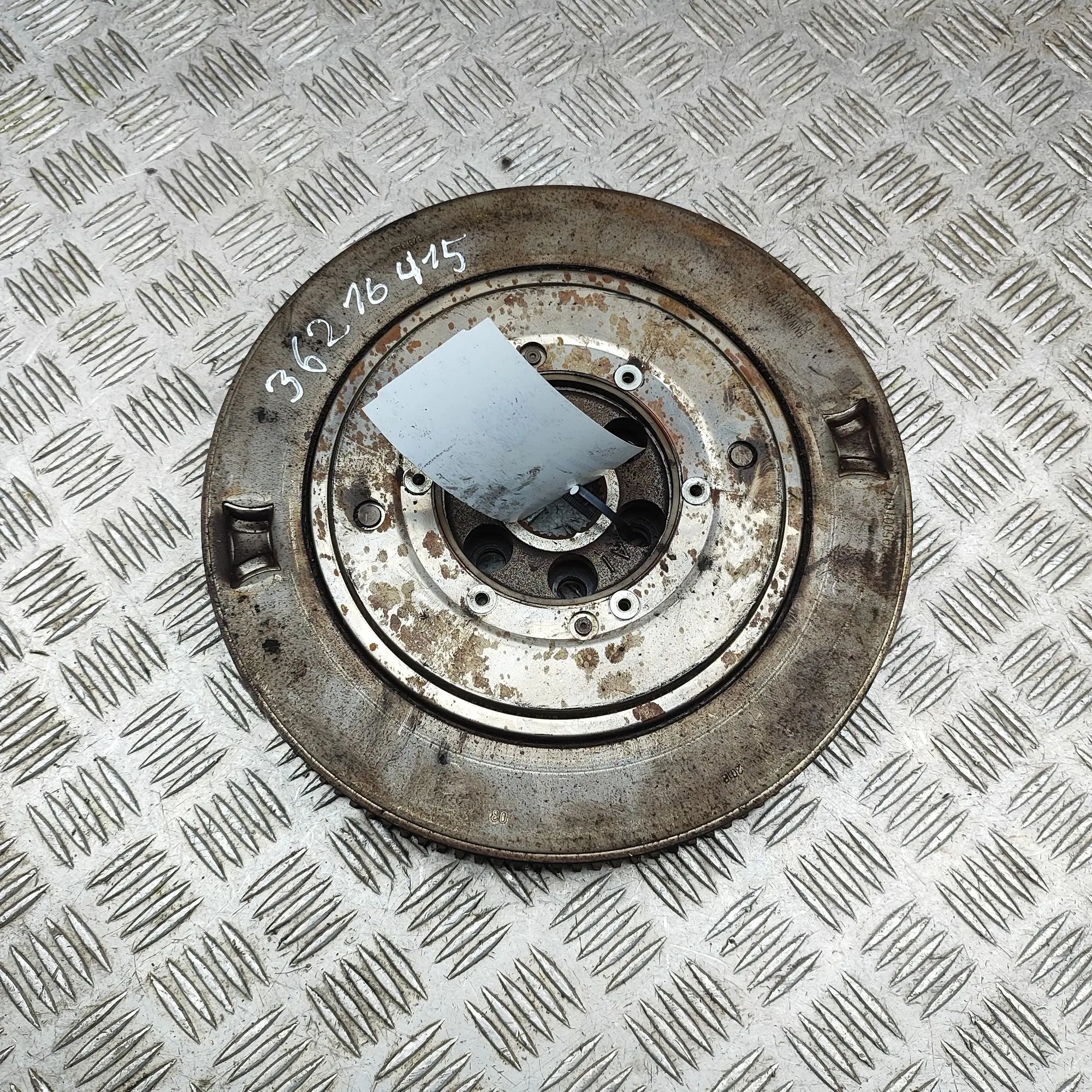 BMW X5 (F15) vauhtipyörä 8650161 Flywheel BMW X5 (F15, F85) (2012-2018)
...
