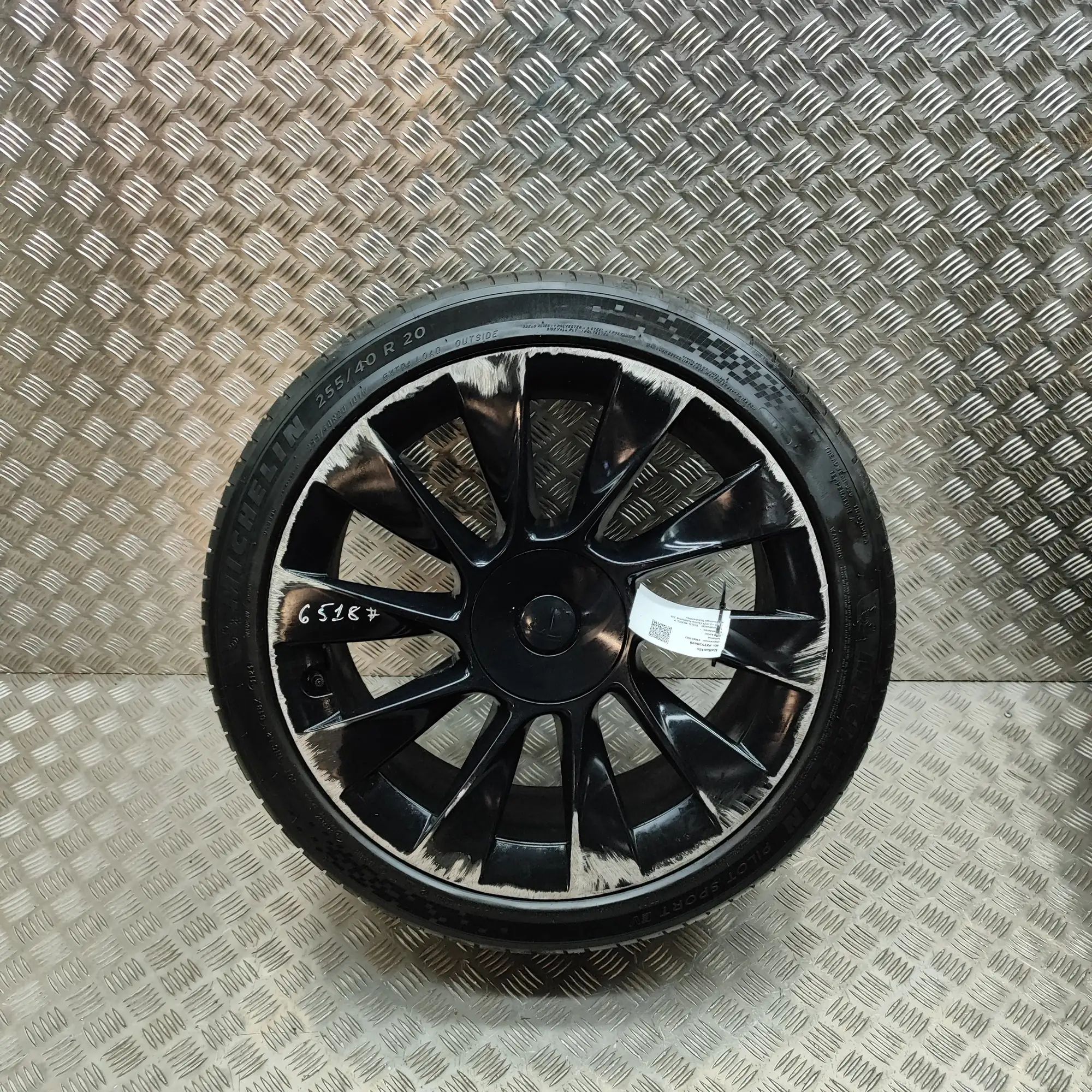 Tesla Model Y Alloy Wheel 1188223-00-C Alloy Wheel TESLA MODEL Y (2019-.....
