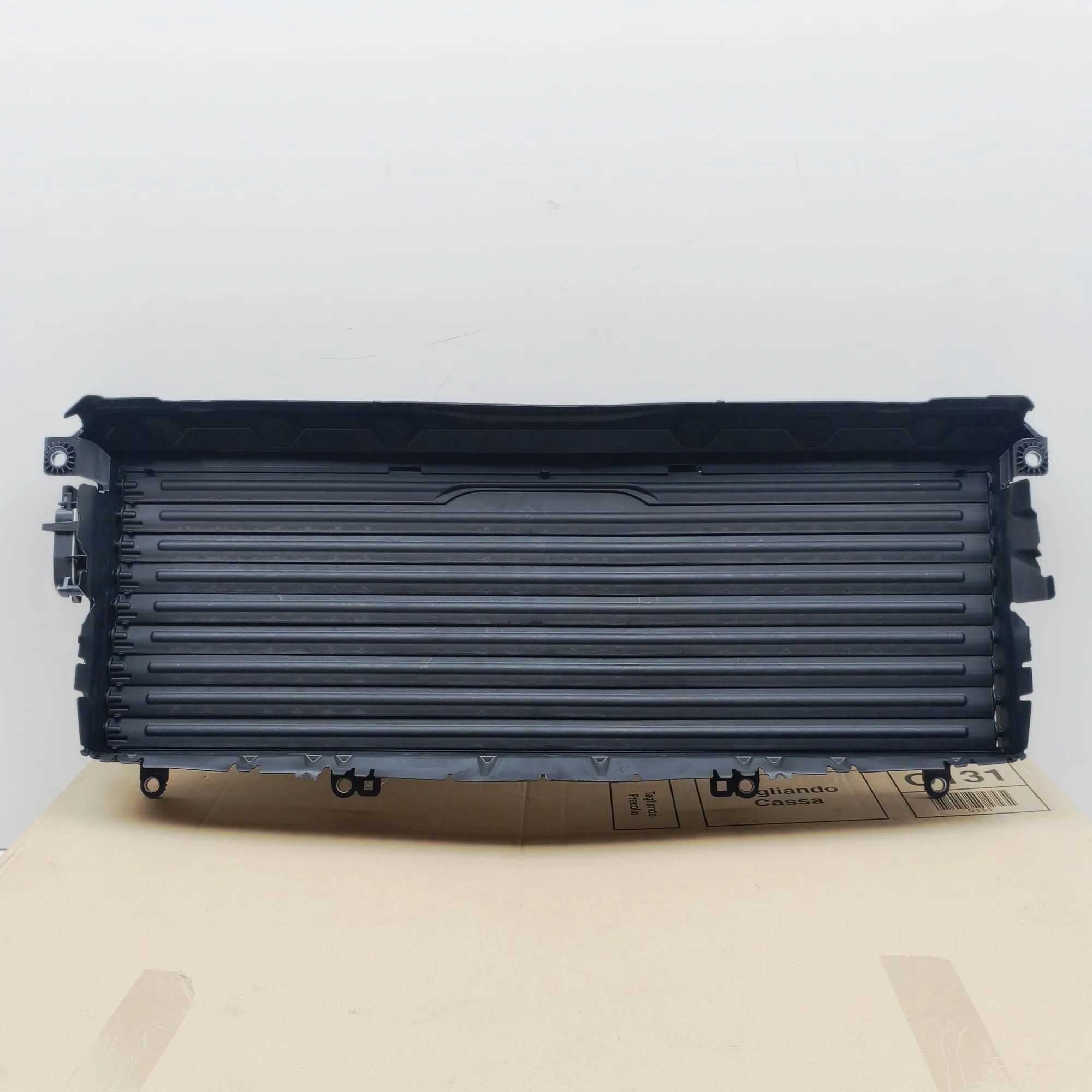 Fiat Strada Radiator Air Guide Duct 52215996, 1694821280 Radiator Air Guide Duct FI...
