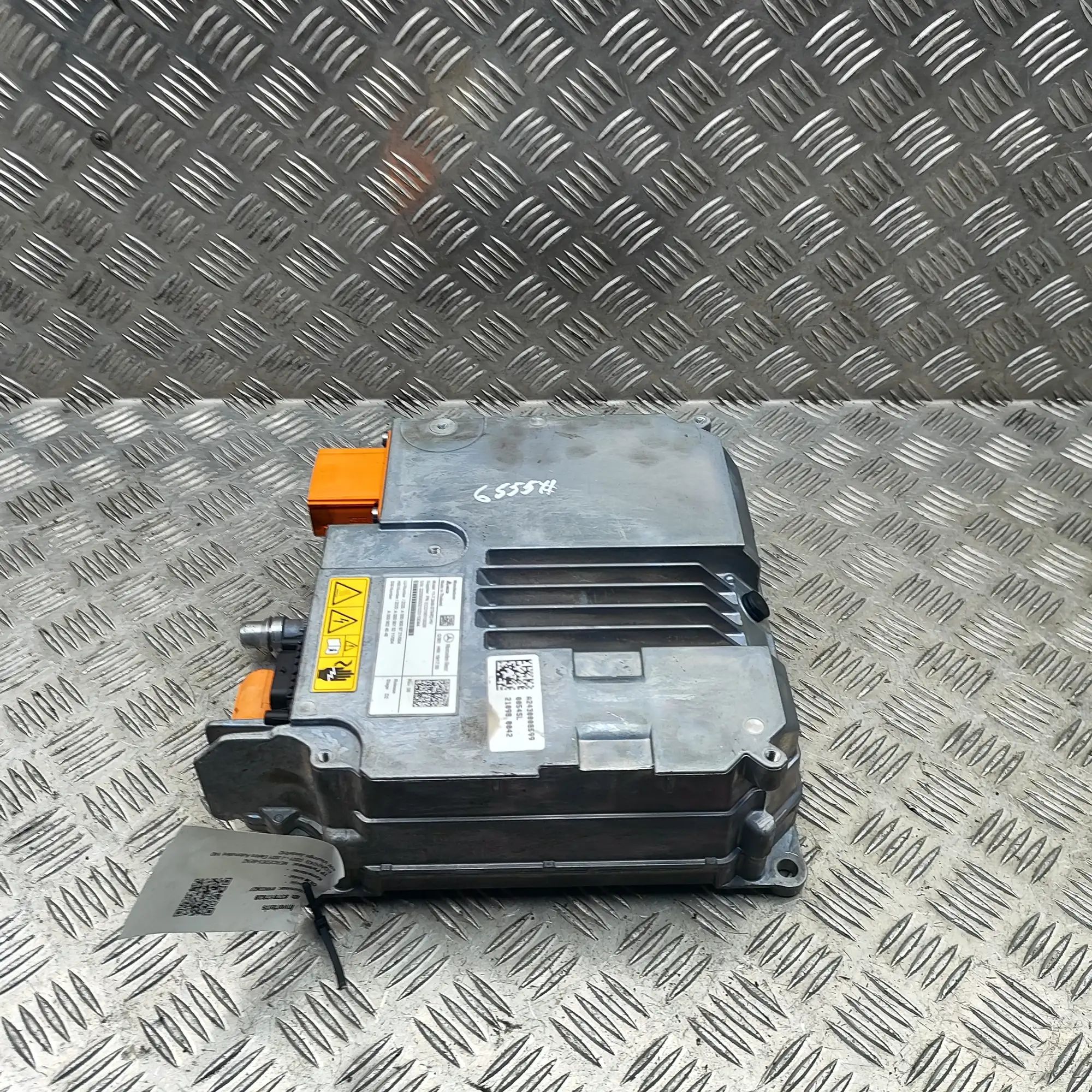 Mercedes-Benz GLA / EQA (H247) Invertteri A0009009721004, A0009009721, A0009015211004, A0...