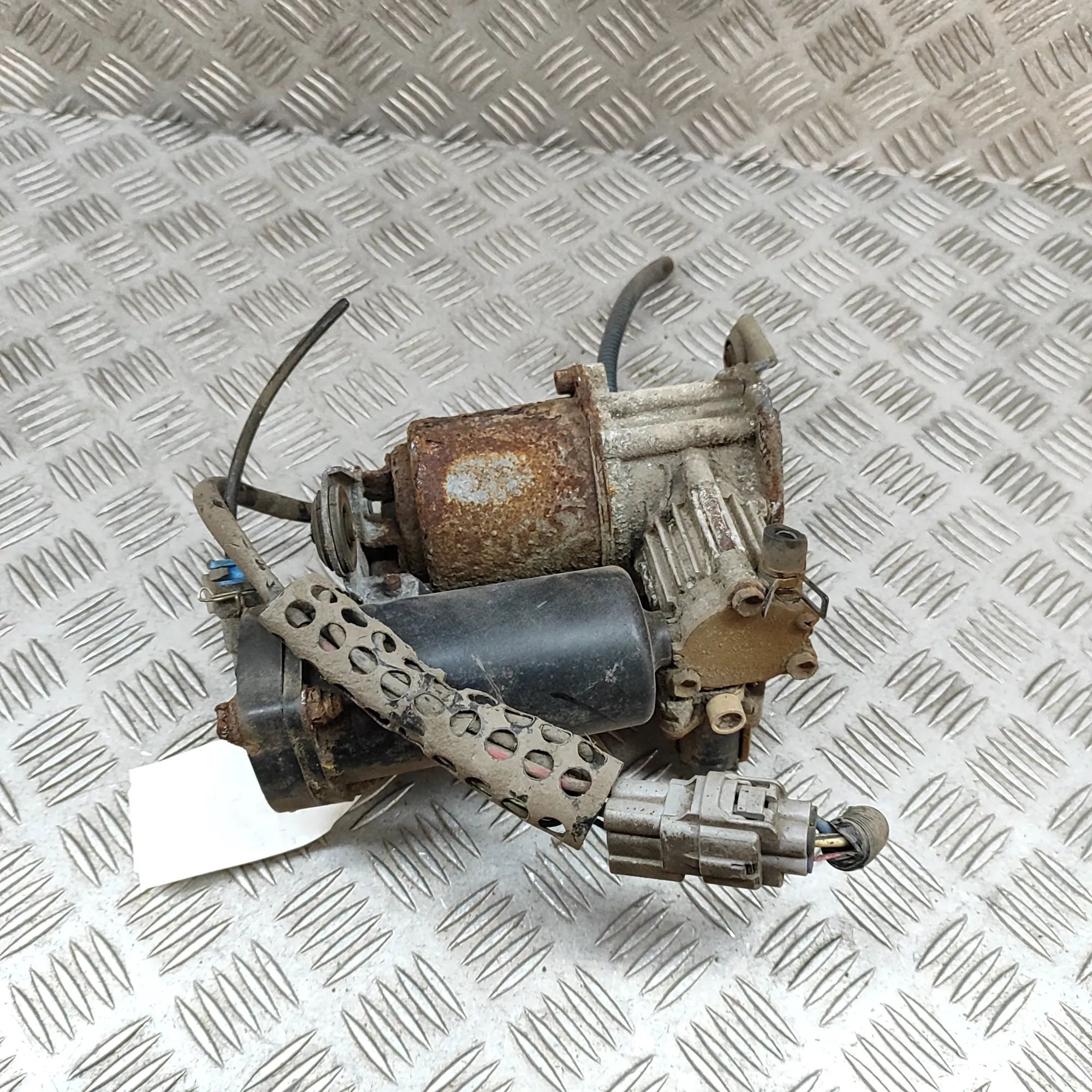 Toyota Land Cruiser 100 Air Suspension Compressor 48910-60020 Air Suspension Compressor TOYOTA LA...