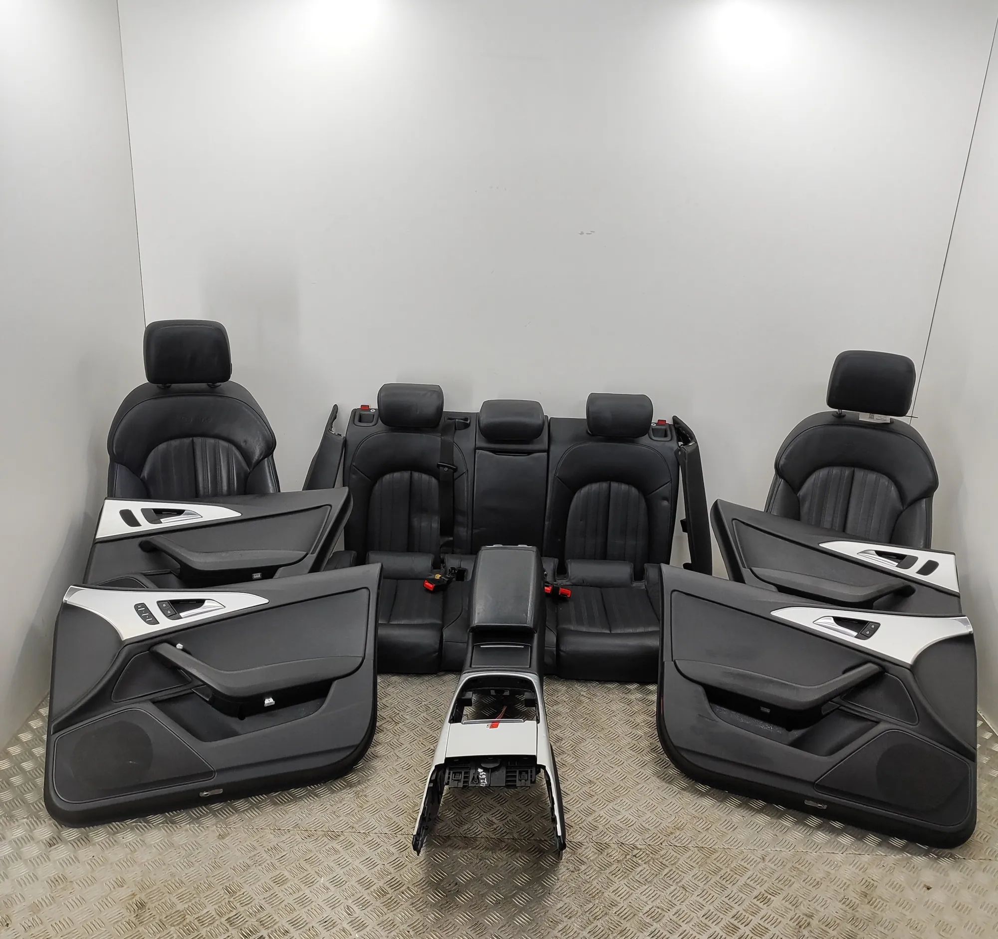 Audi A6 (C7) Interior Seats W/ Door Cards Kit 4G1867105, 4G1867106, 4G0867305, 4G0867306, 4G0...