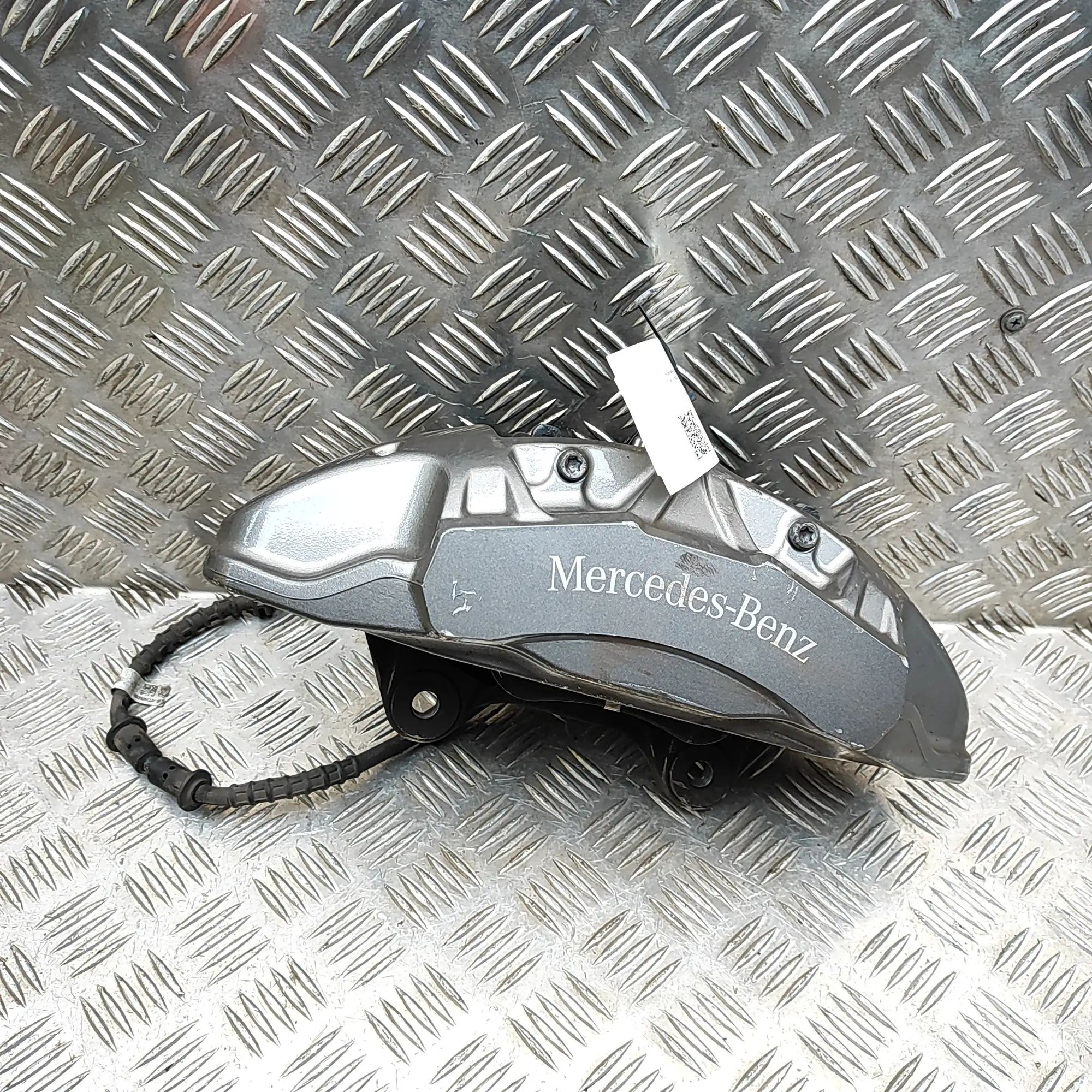 Mercedes-Benz A (W177) Front Left Brake Caliper A2234215500 Front Left Brake Caliper MERCEDES-B...