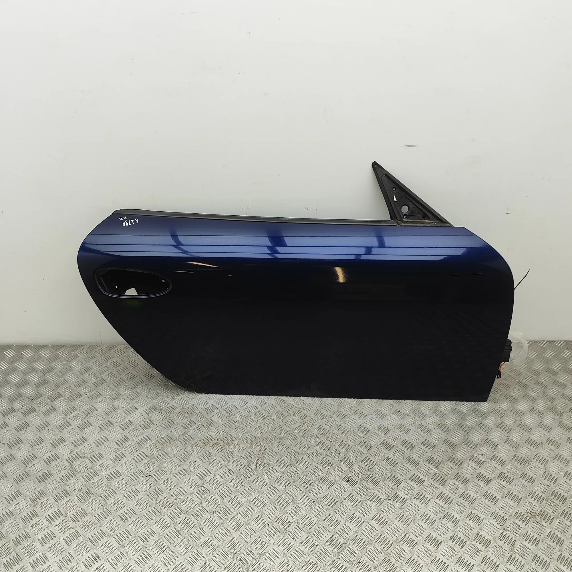 Porsche Boxster (987) Front Right Door 99753101202 Front Right Door PORSCHE BOXSTER (9...