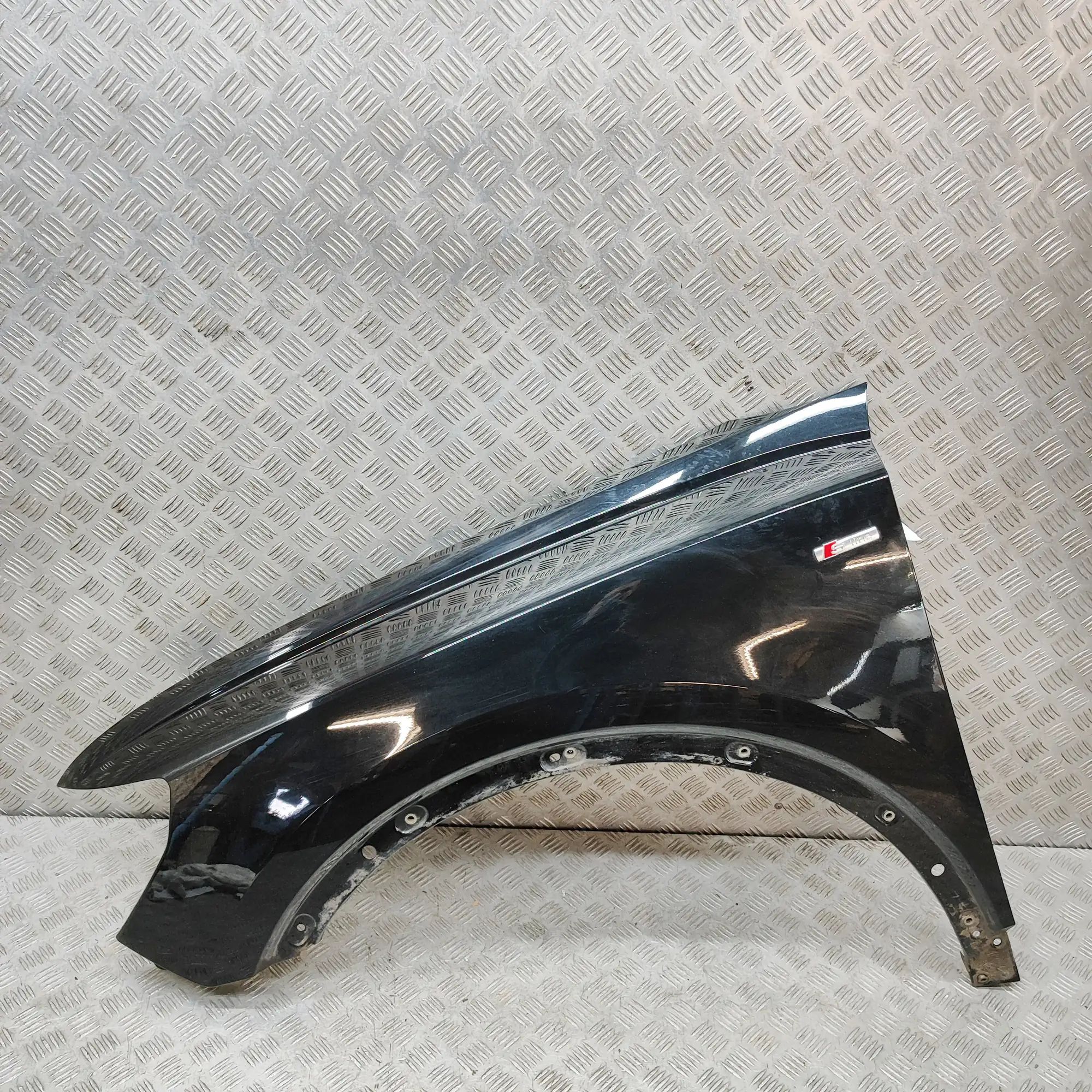 Audi Q3 (F3) Front Left Fender 83A821467, 83A821469 Front Left Fender AUDI Q3 ...