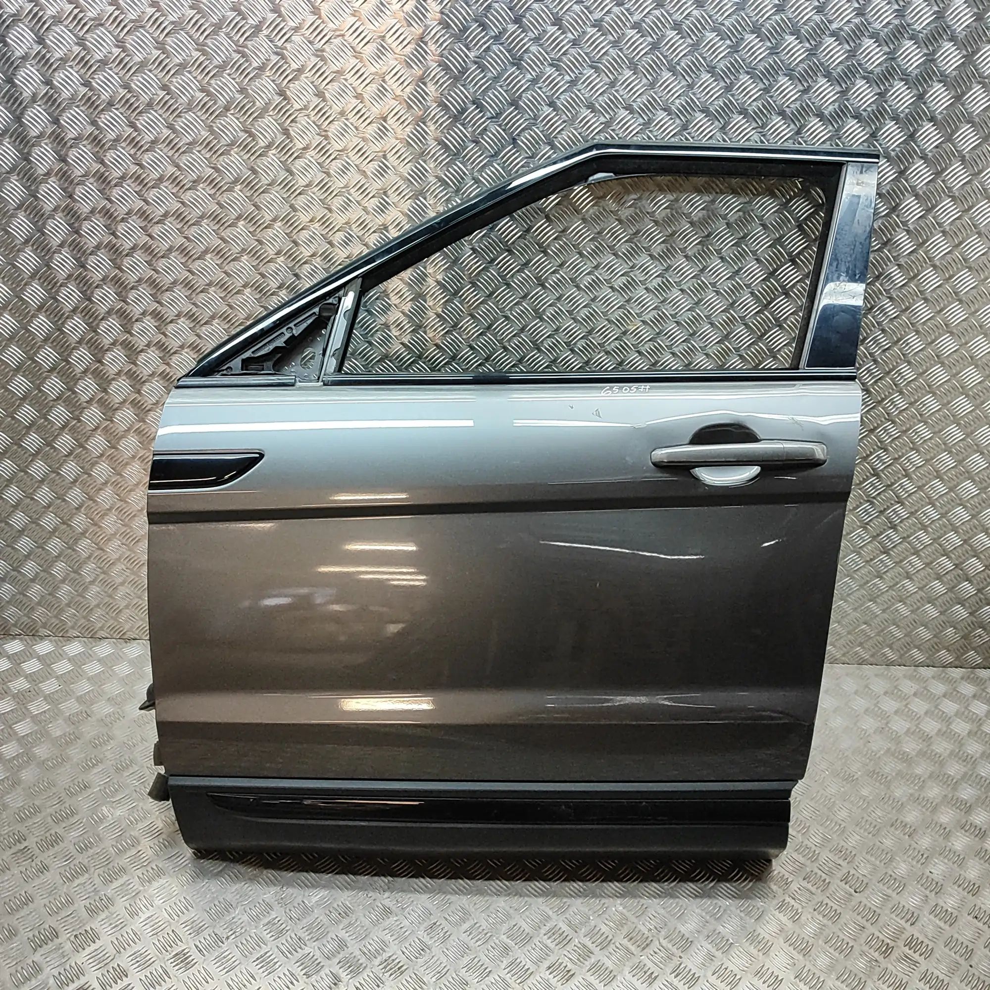 Land Rover Range Rover Evoque Front Left Door LR028553, BJ32-F20221-A, BJ32-20125-AA Front Le...