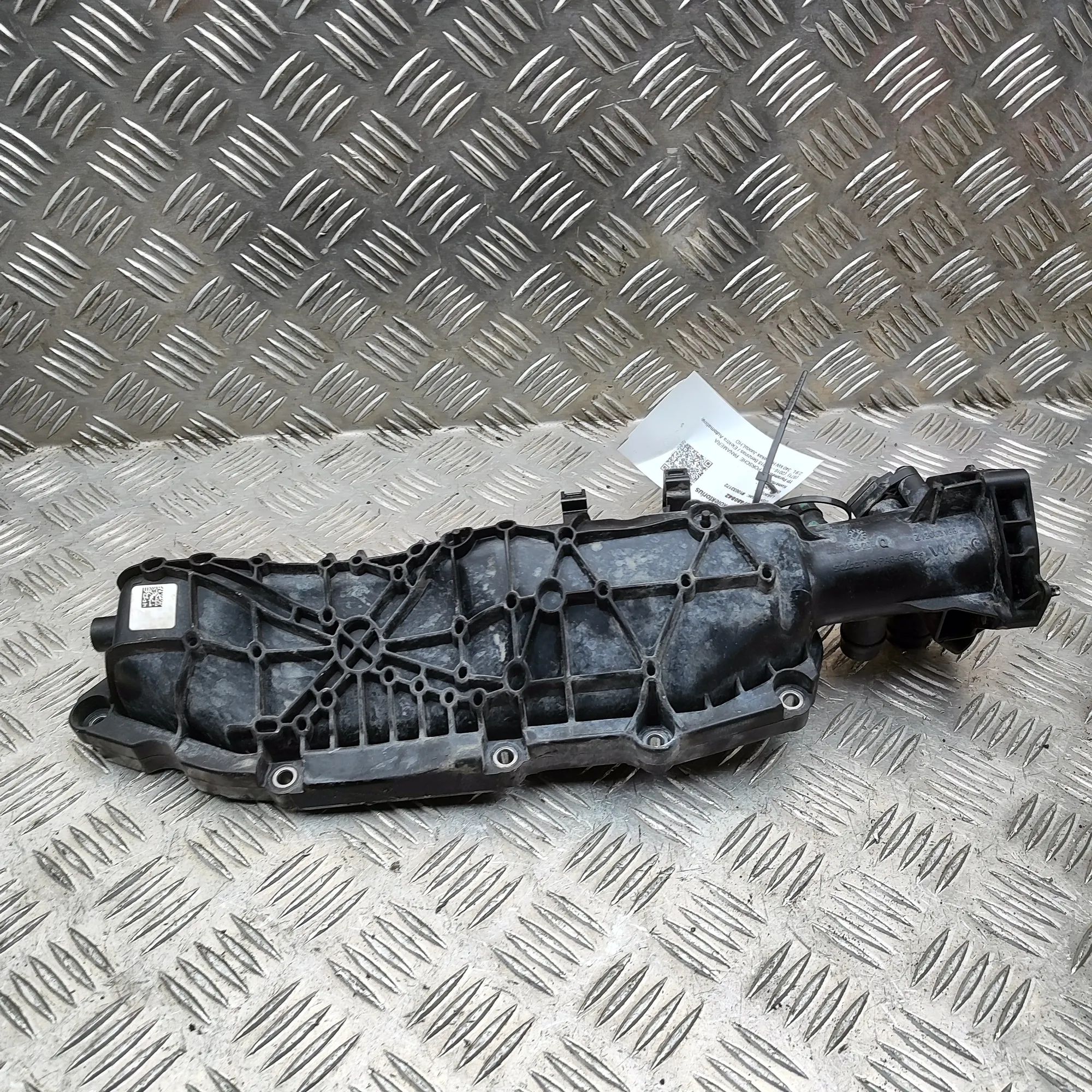 Porsche Panamera sisselaskekollektor 06E906051AB, 8W0906629B, 0261232023 Intake Mani...