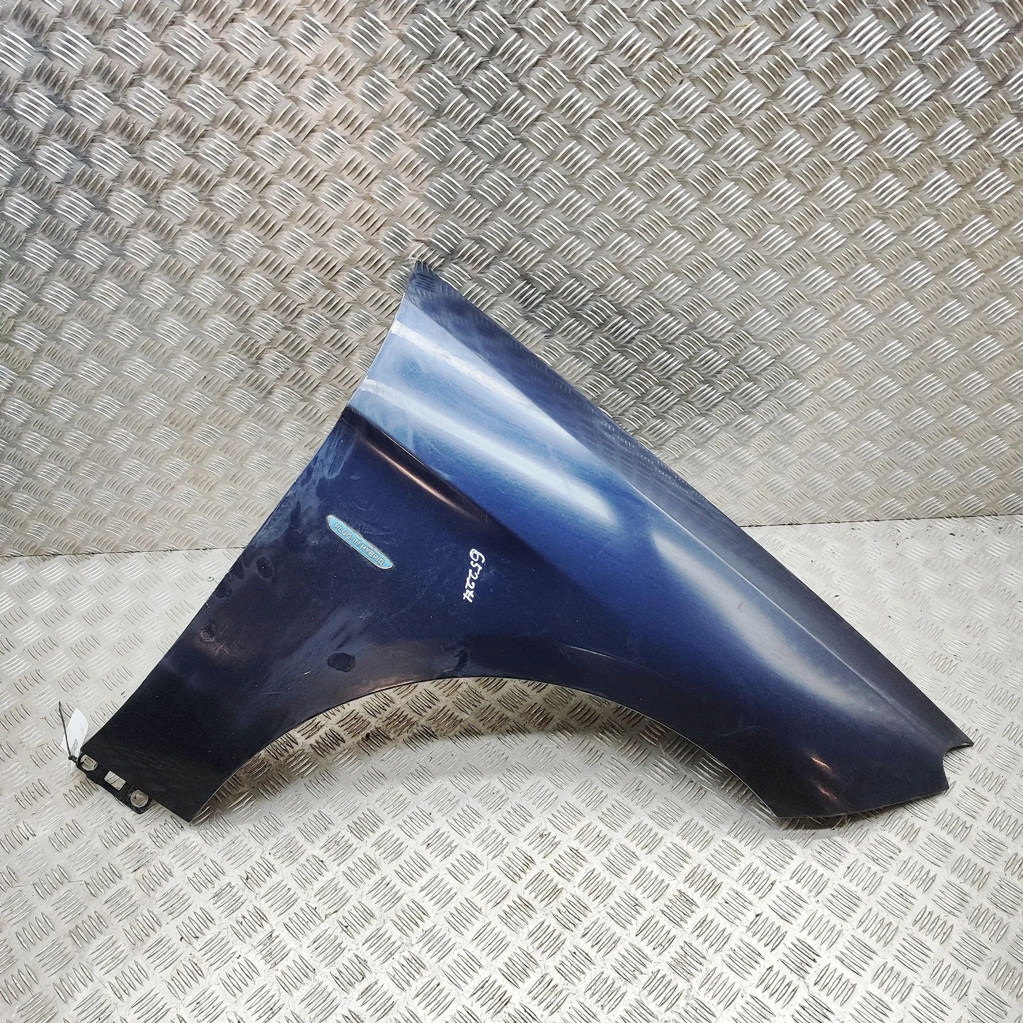 Mercedes-Benz ML / GLE (W166) Front Right Fender A1668801206 Front Right Fender MERCEDES-BENZ GL...