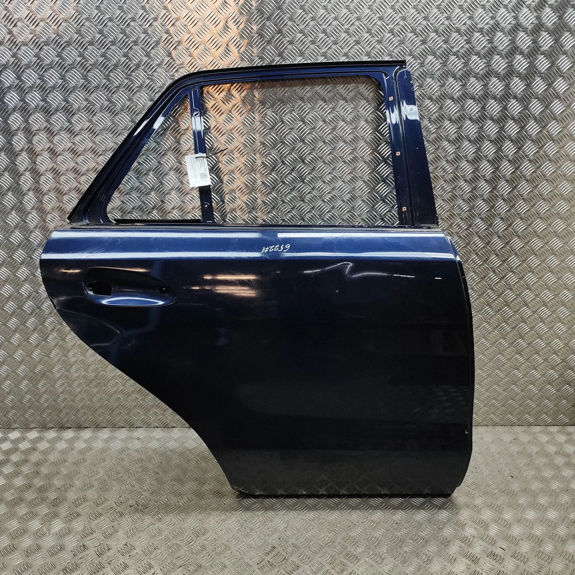 Mercedes-Benz ML / GLE (W166) Rear Right Door A1667300205 Rear Right Door MERCEDES-BENZ GLE (...