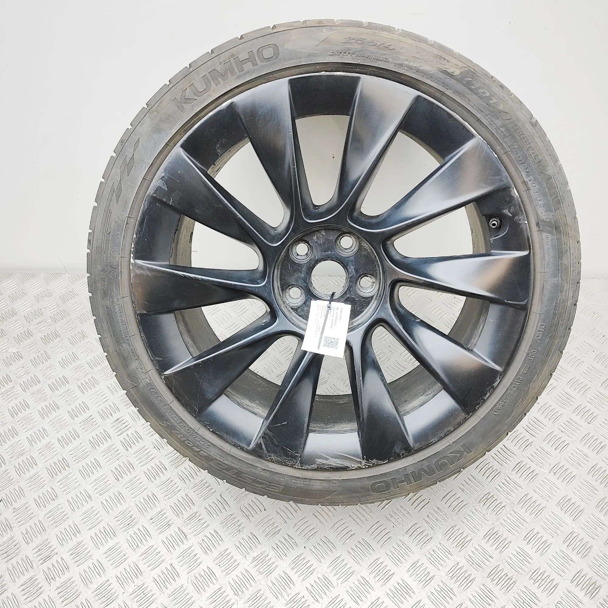 Tesla Model Y Alloy Wheel 1188223-00-B Alloy Wheel TESLA MODEL Y (2019-.....