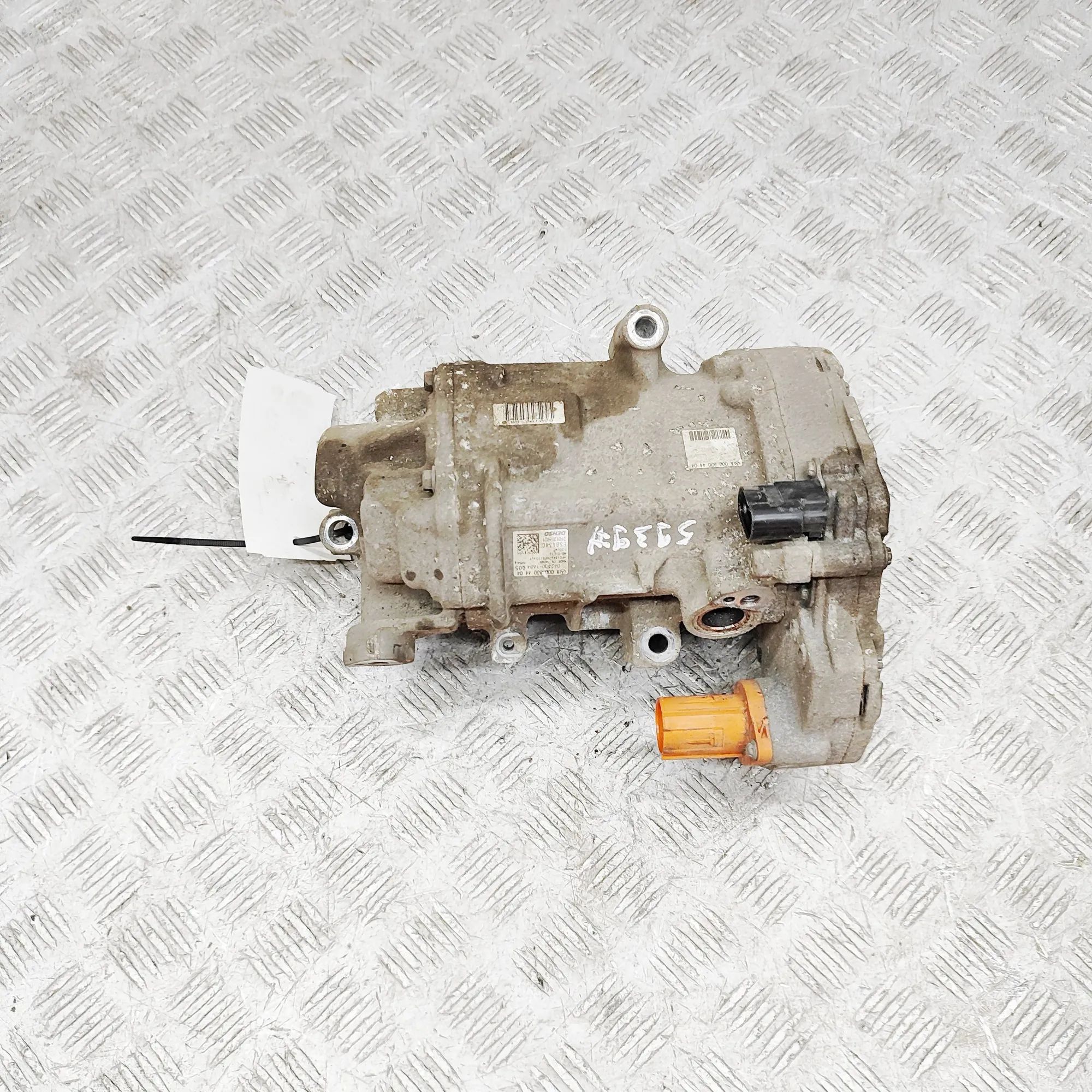 Mercedes-Benz GLB / EQB (X247) Air Condition A/C Pump A0008304404 Air Condition A/C Pump MERCEDES-BEN...