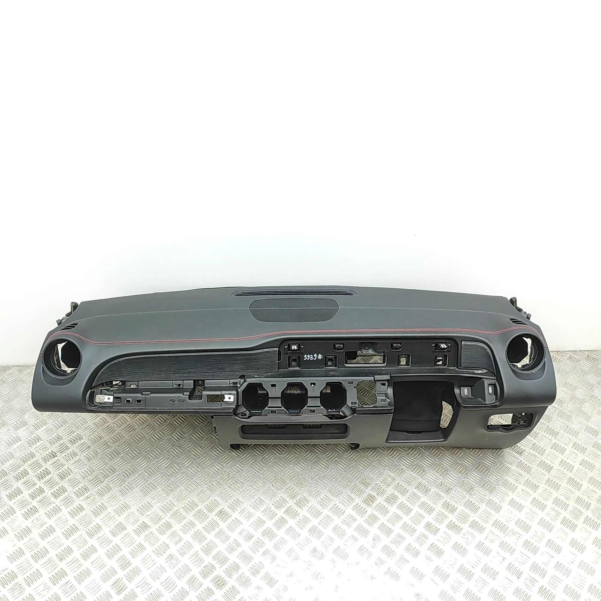 Mercedes-Benz GLB / EQB (X247) Dashboard A2476807600 Dashboard MERCEDES-BENZ EQB (X243) ...