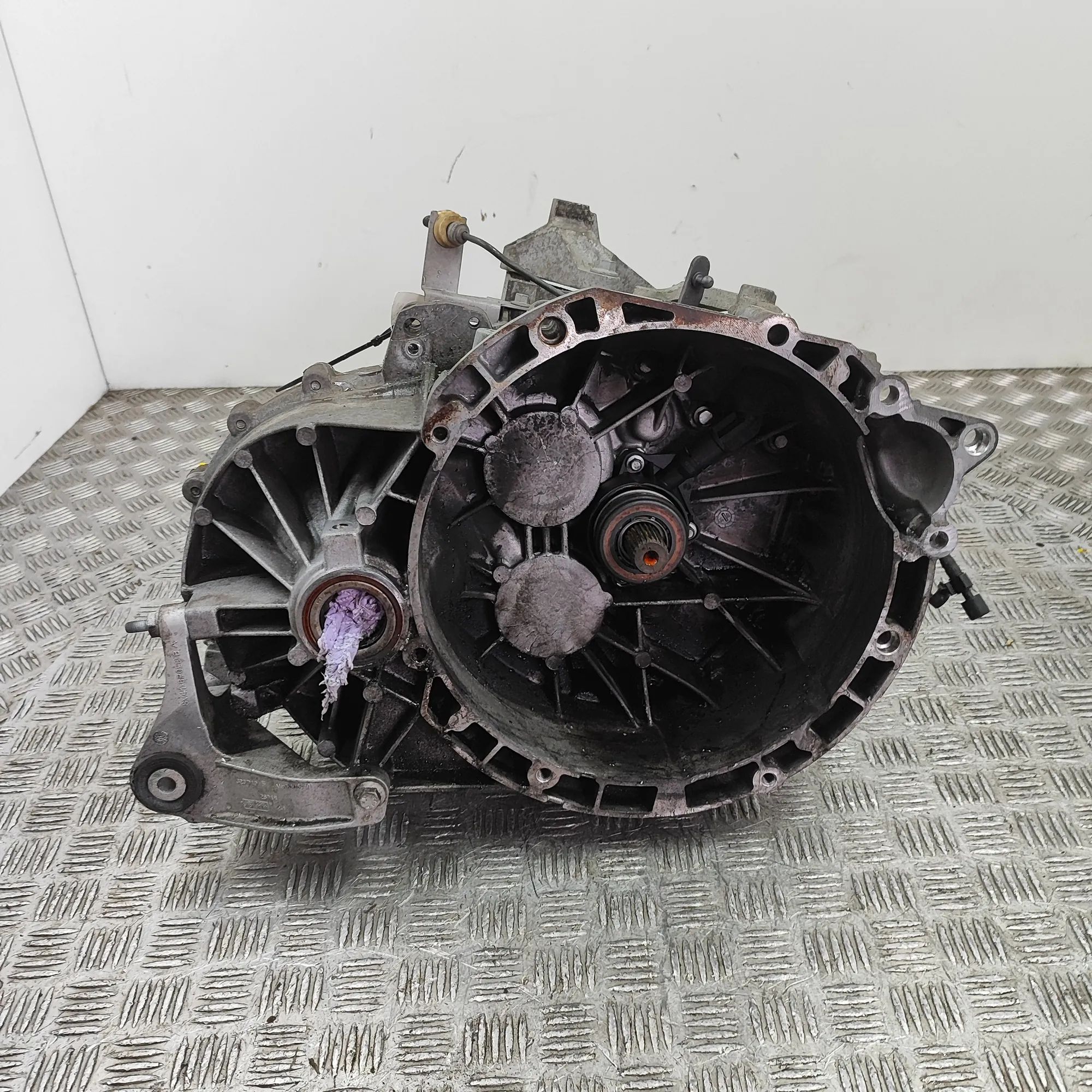 Ford Kuga Gearbox CV6R-7002-CCA, 6M2R-7F096-ED, TIGA1 Gearbox FOR...