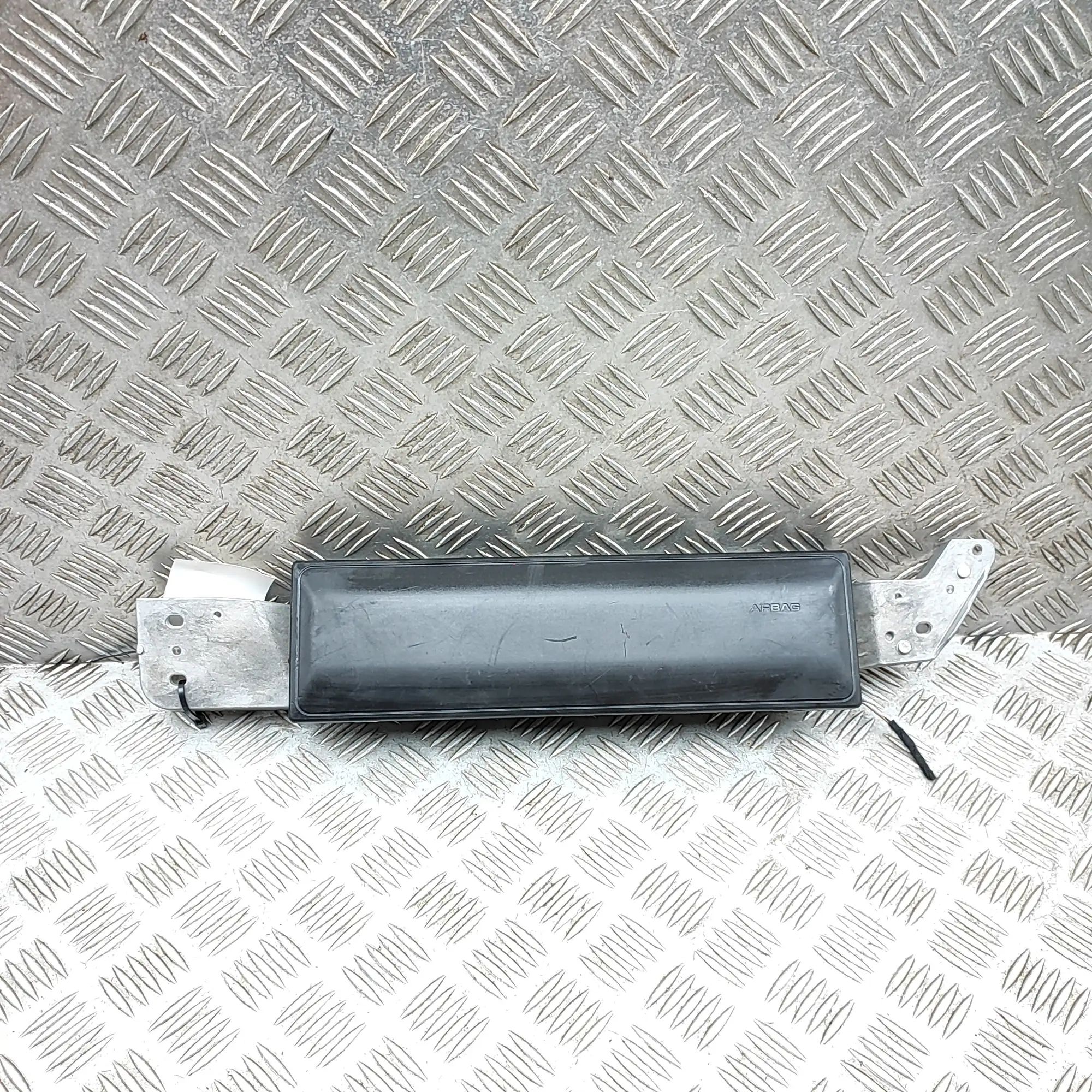 Porsche Cayenne Knee Safety Bag SRS 9Y2880842E Knee Safety Bag SRS PORSCHE CAYENNE ...