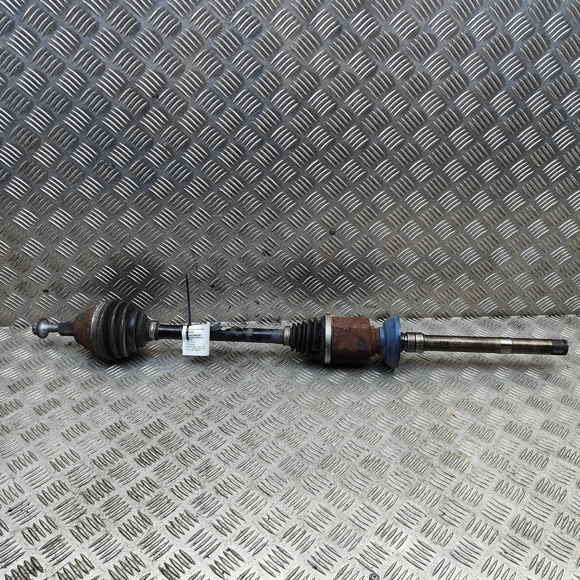 Audi Q3 (F3) Front Right Driveshaft 5QF407272, 5QF407272N Front Right Driveshaft AU...