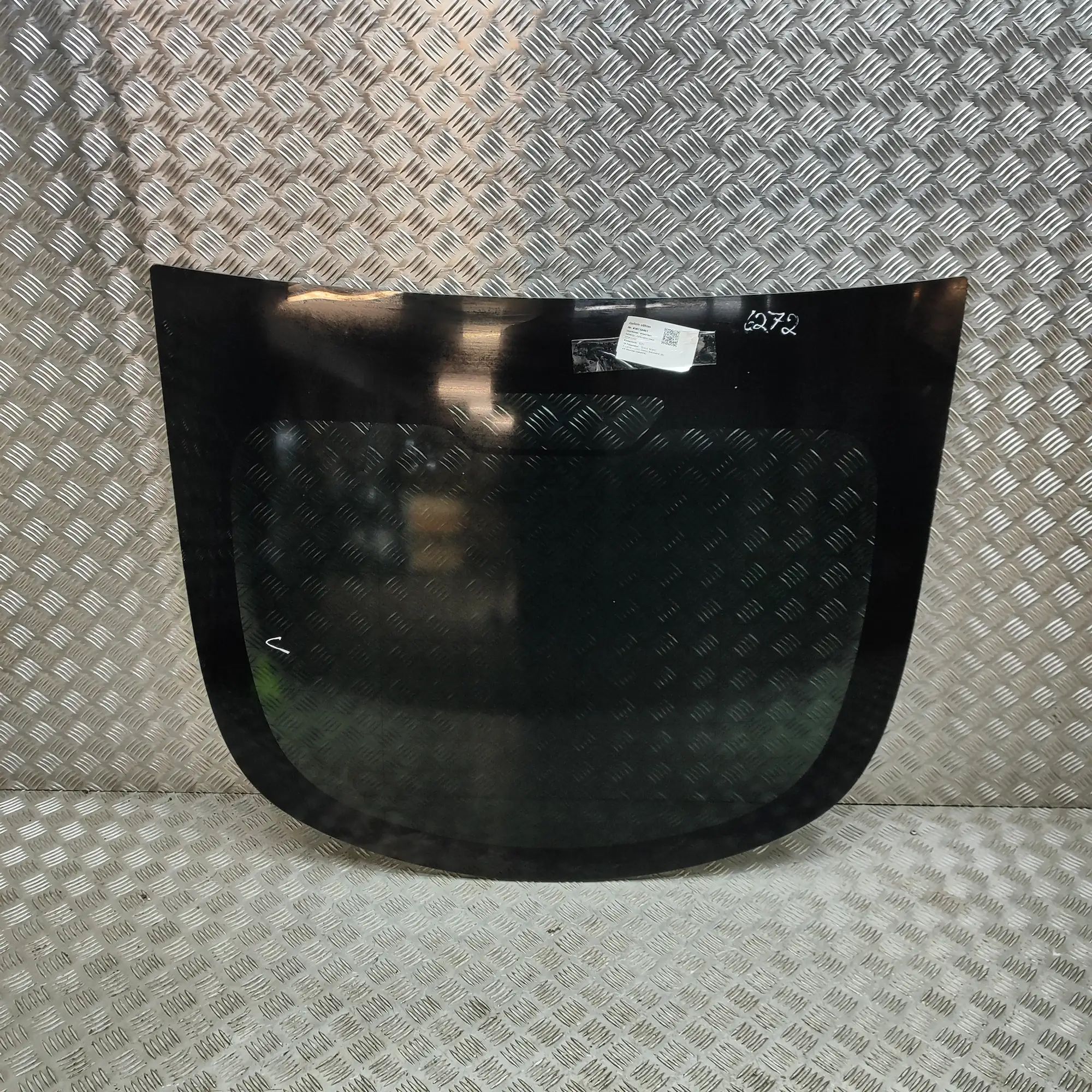 Tesla Model Y Rear Window glass 1619890-00-B Rear Window Glass TESLA MODEL Y (2...