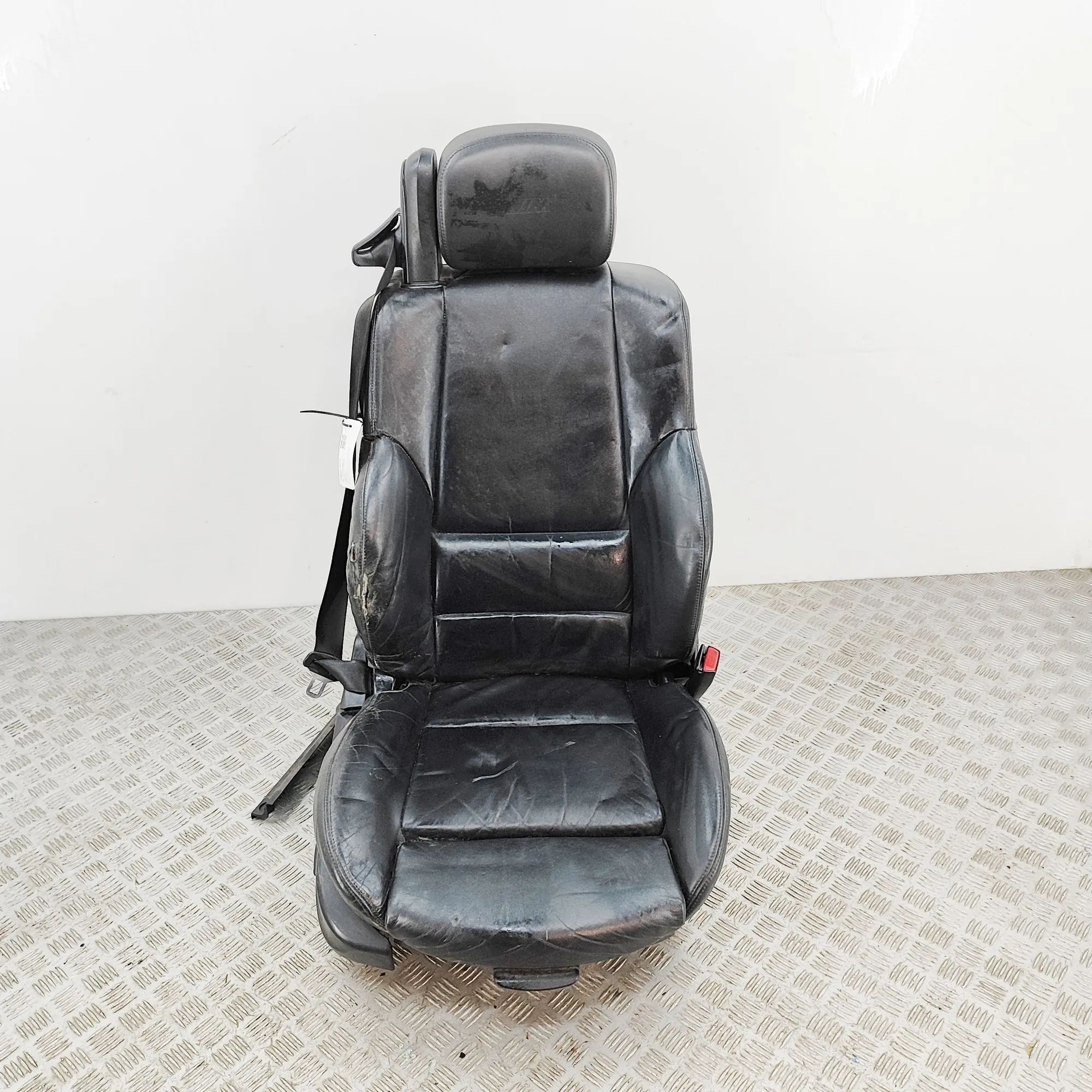 BMW 3 (E46) Front Right Seat 8266770 Front Right Seat BMW 3 SERIES (Cabrio E...